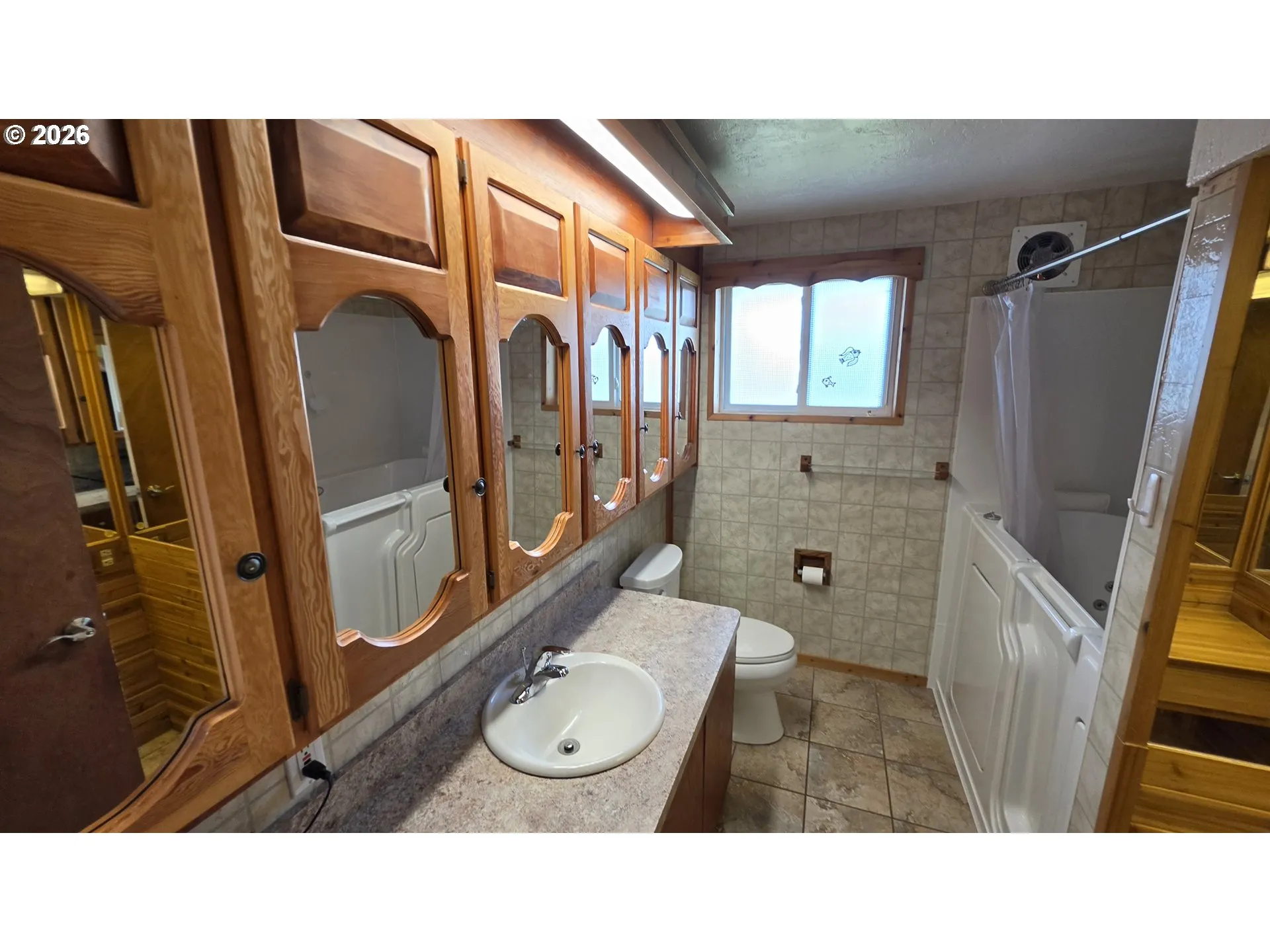 Bathroom-Hall