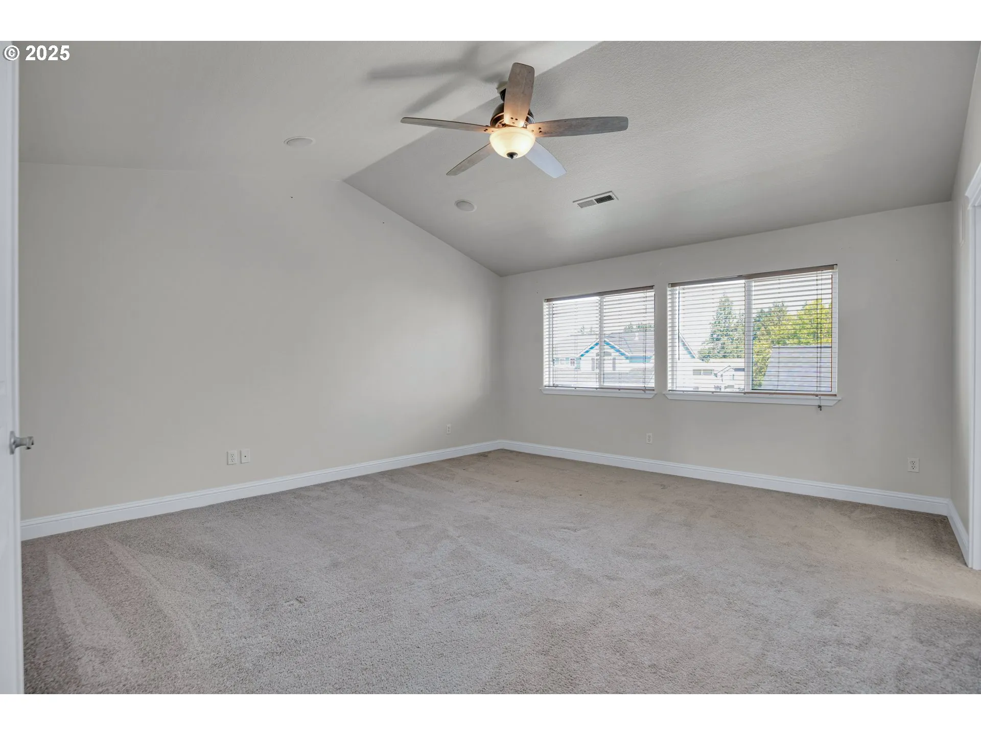 Bedroom, Owner's Suite-Vaulted Ceilings
