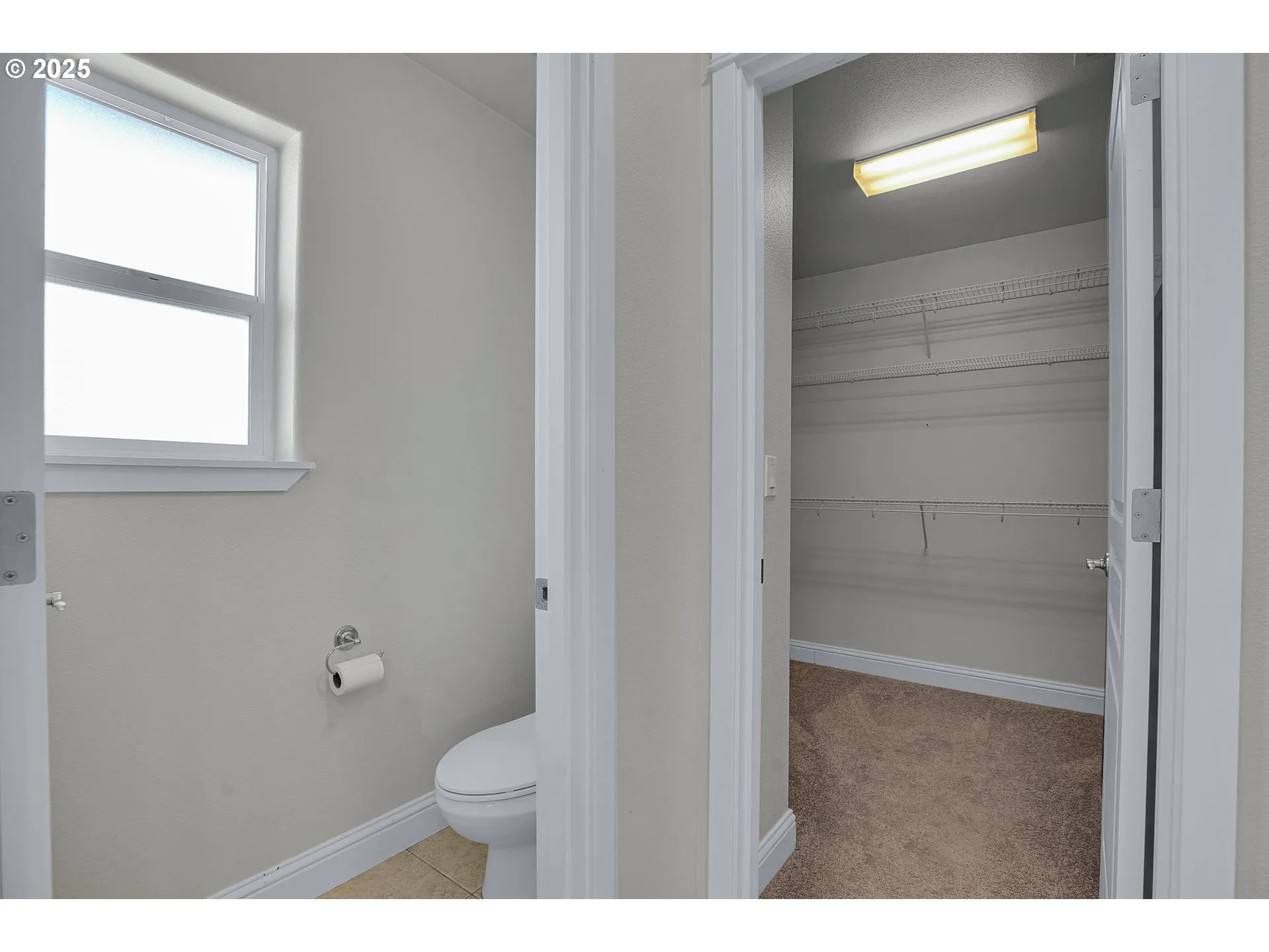 Bathroom, Attached-Walk-In Closet