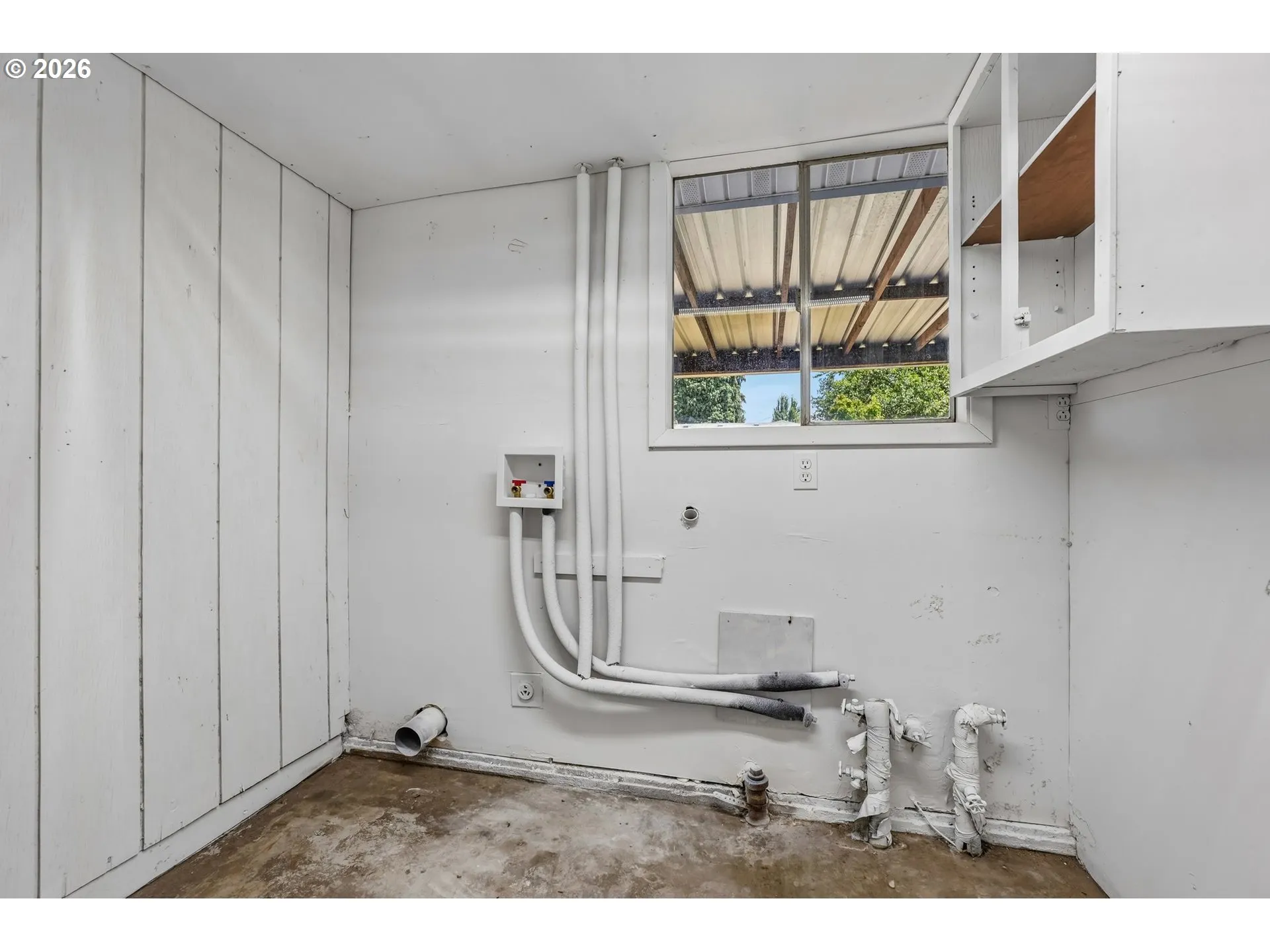 Laundry-Garage