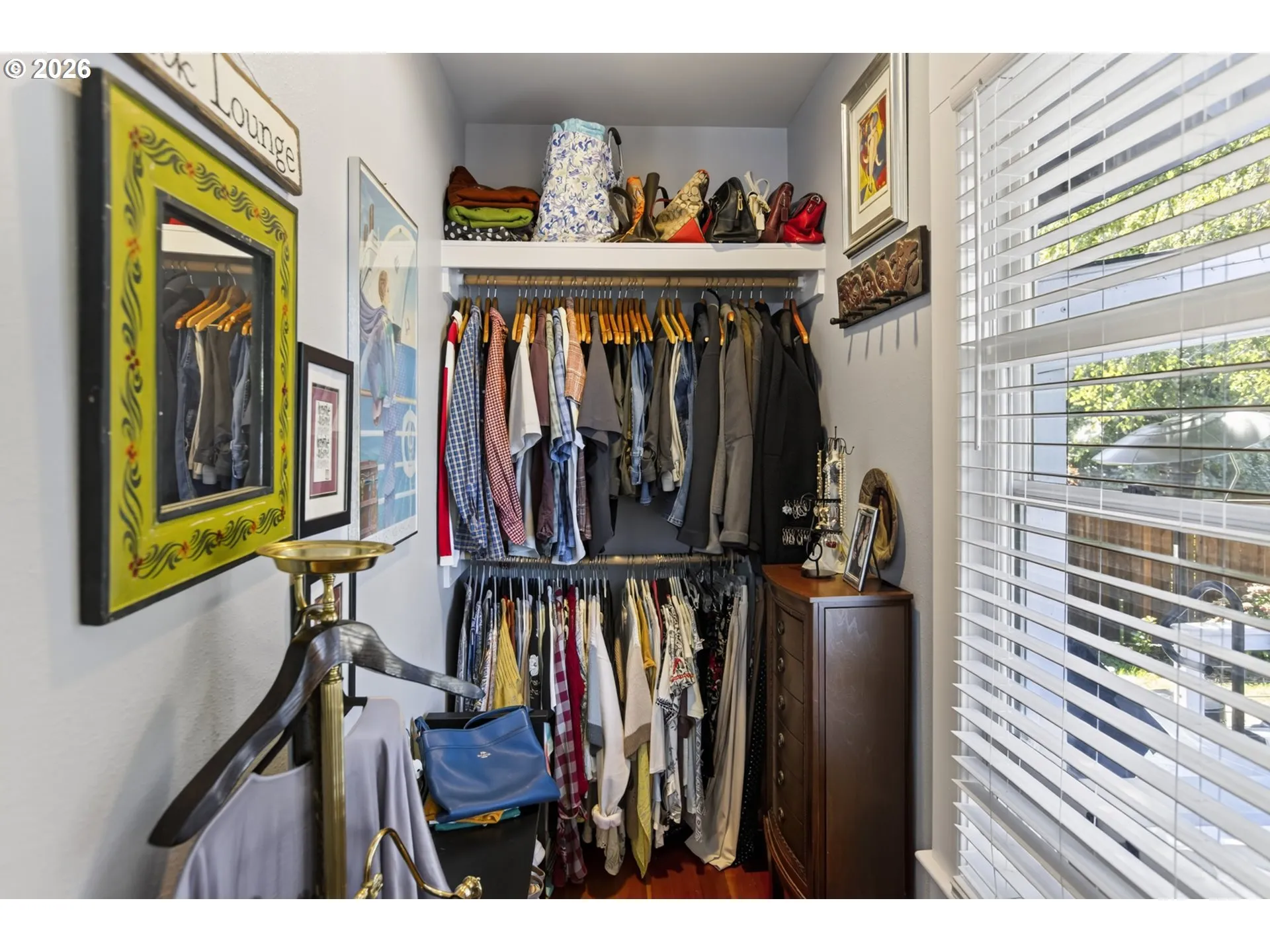 Bedroom-Walk-In Closet
