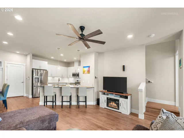 Kitchen/Living Room