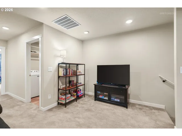 Family Room-Upper