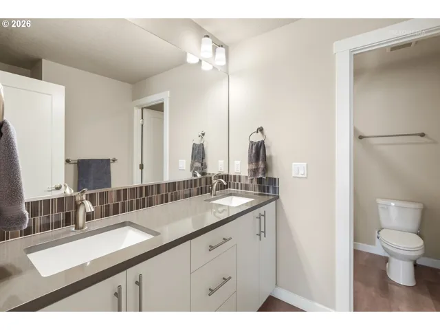 Primary Bedroom-Attached Bathroom