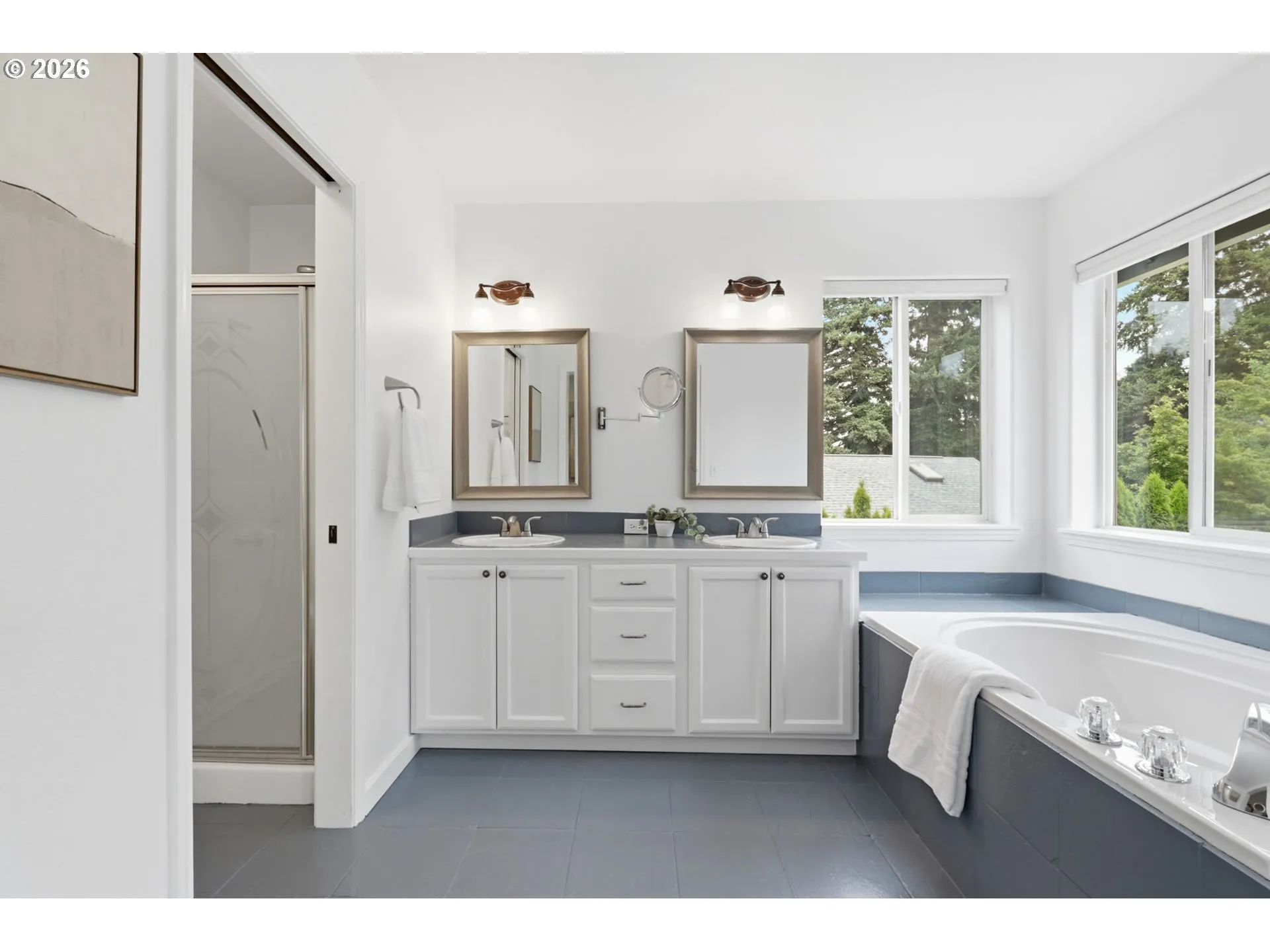 Primary Bedroom-Attached Bathroom