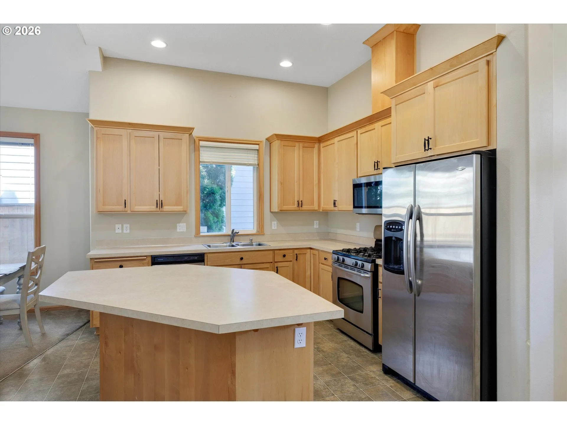 Kitchen-Island