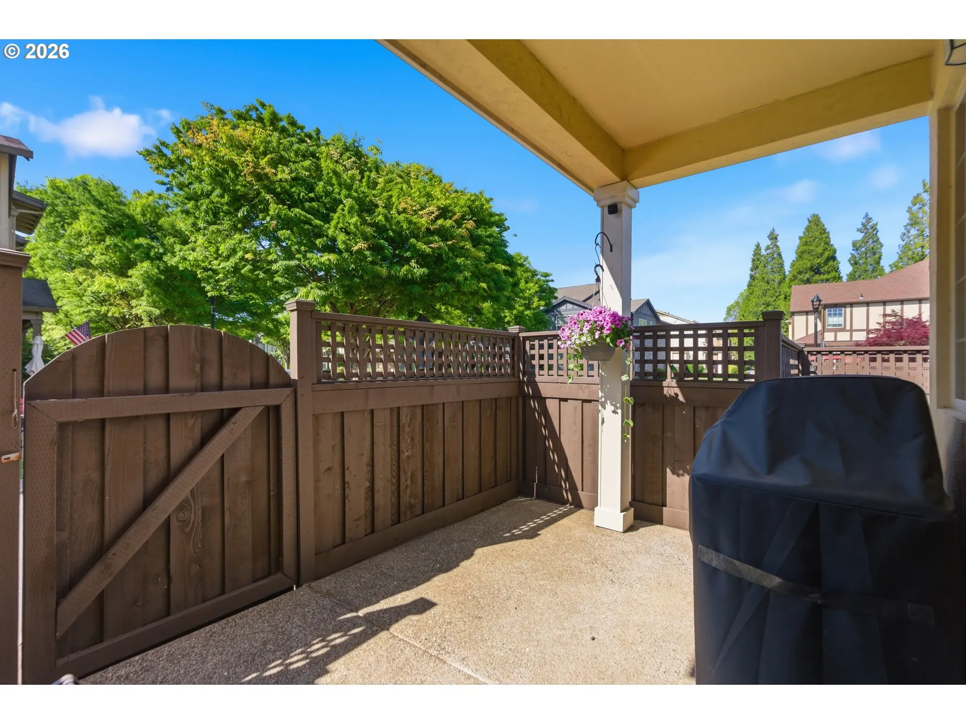 Yard-Fenced