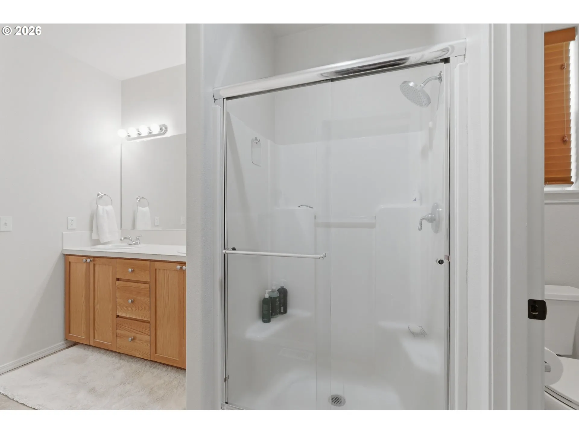 Bathroom-Upper