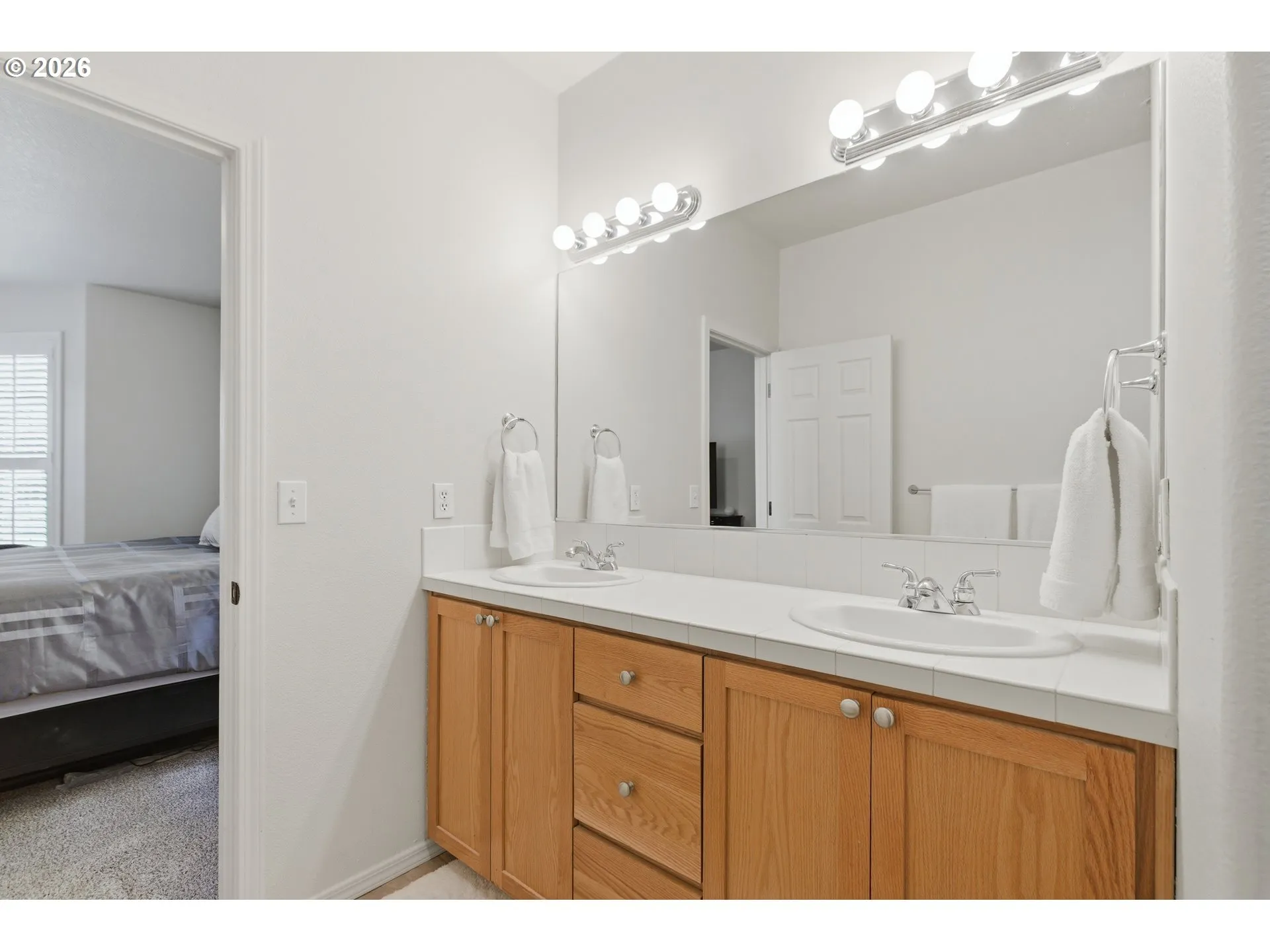 Bedroom, Owner's Suite-Main