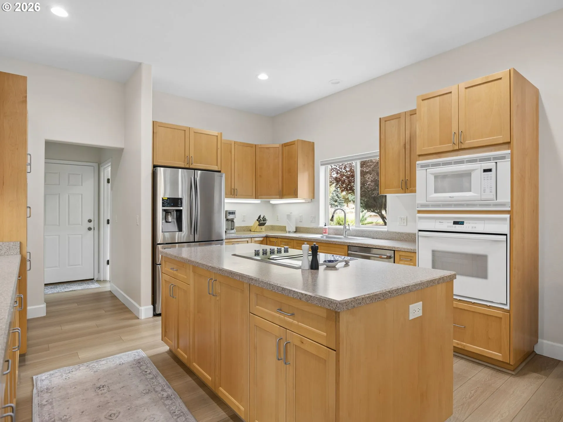 Kitchen-Cooking Island