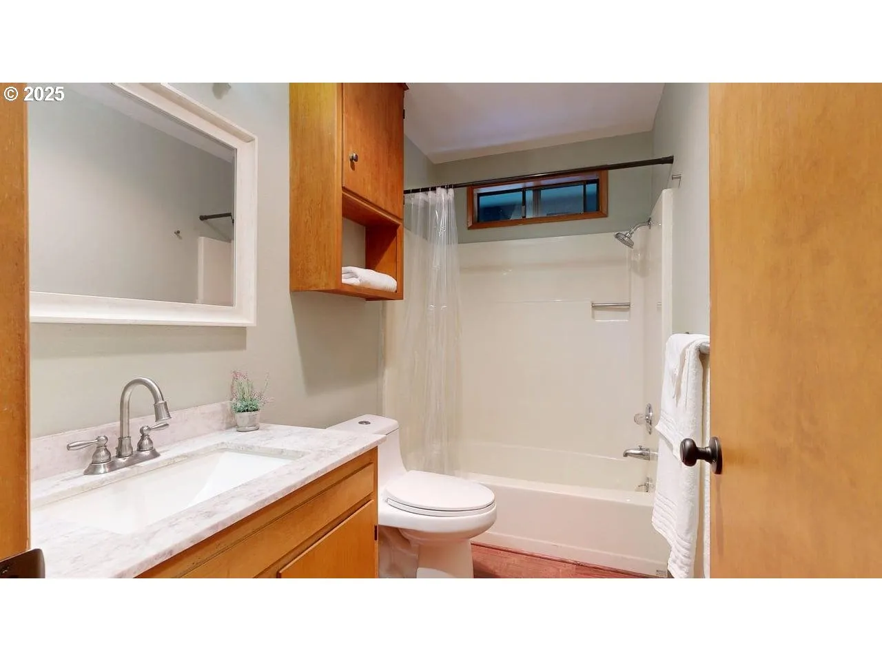 Bathroom-Hall