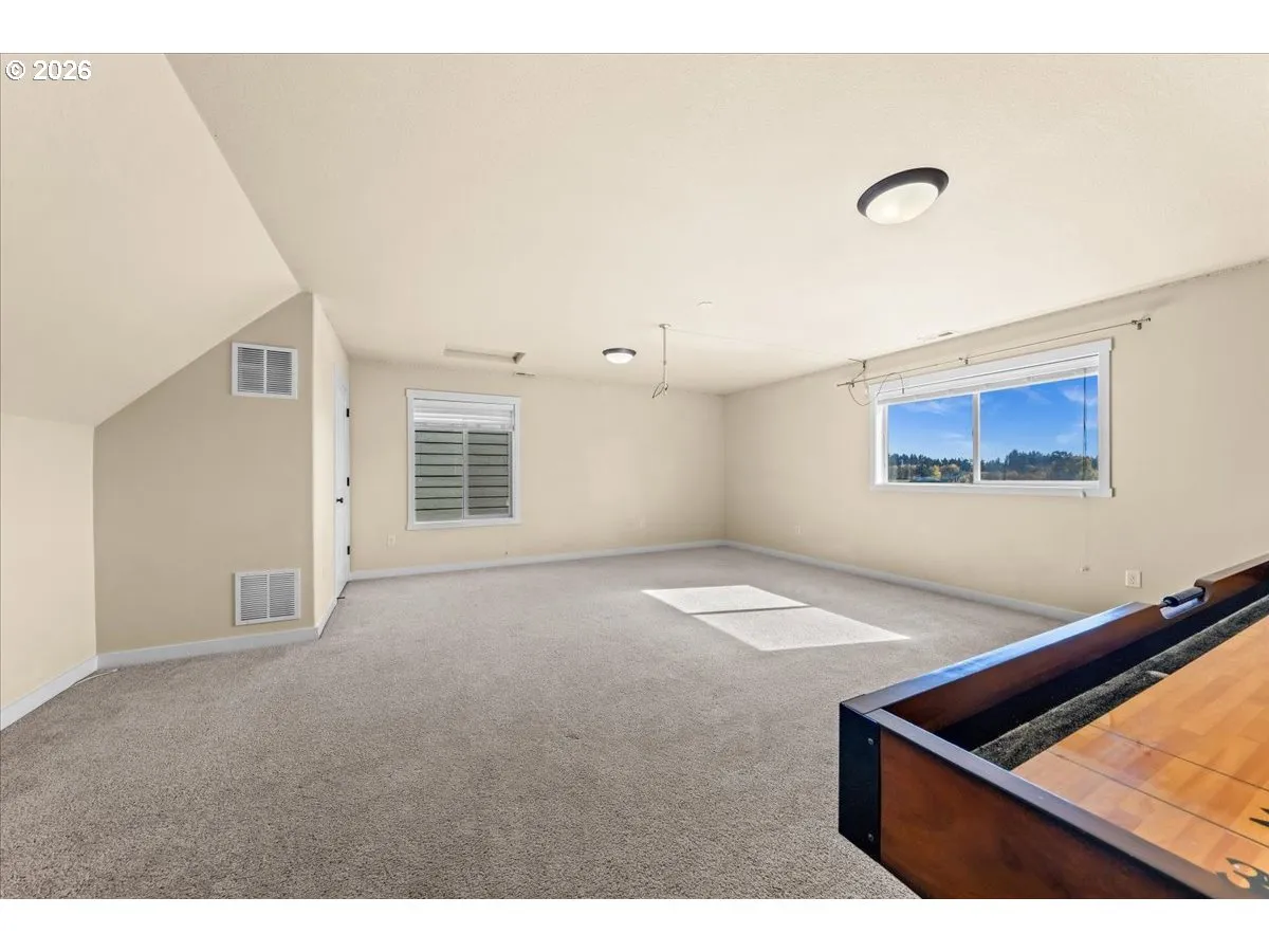 Bonus Room-Upper