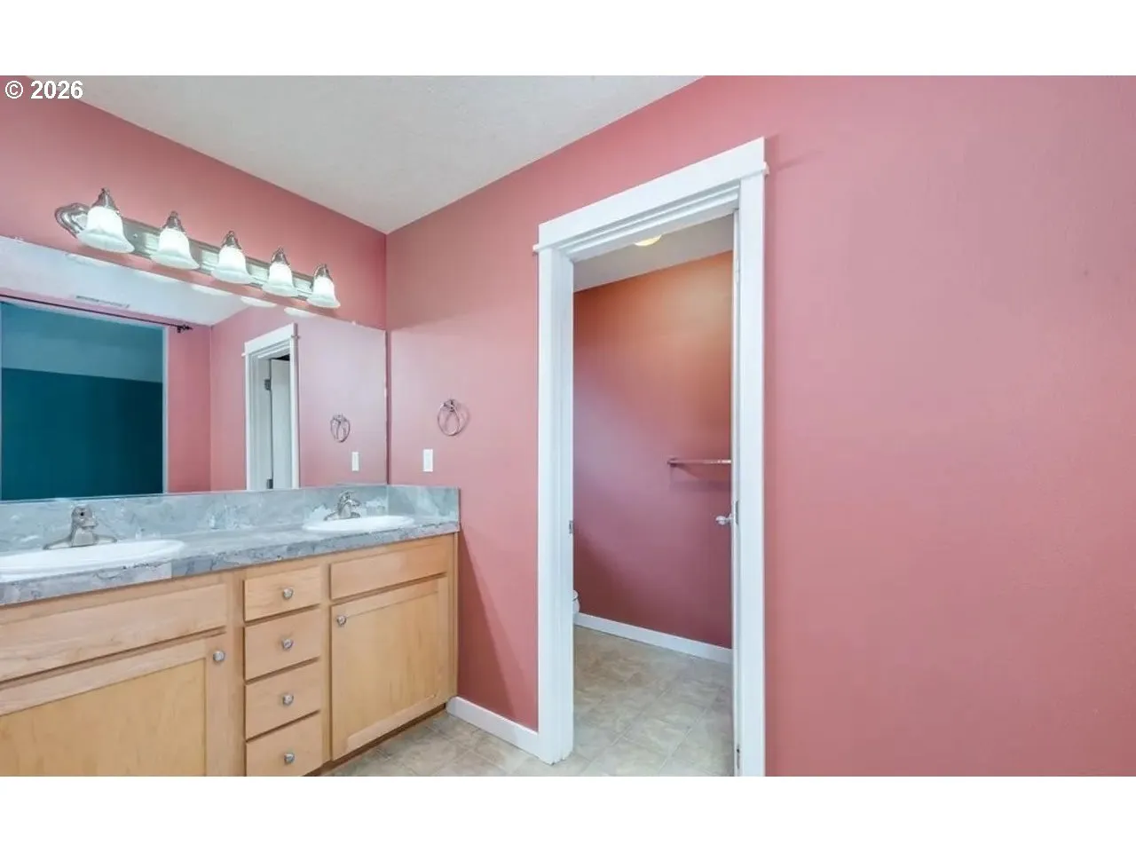 Bathroom, Attached-Walk in Shower