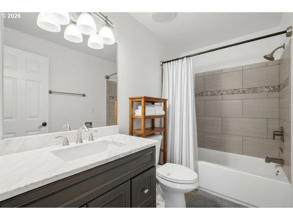 Primary Bedroom-Attached Bathroom