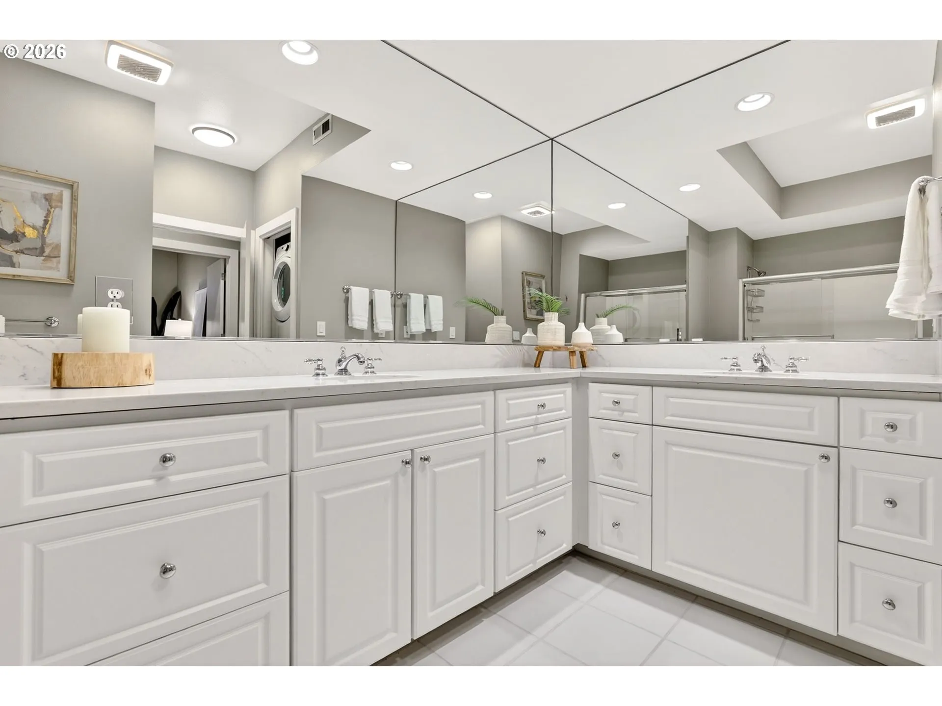 Bathroom-Double Sinks
