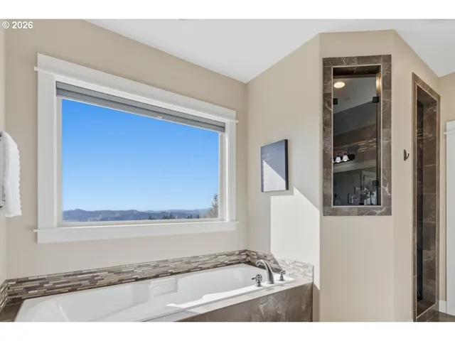 Owner's Suite Bathroom