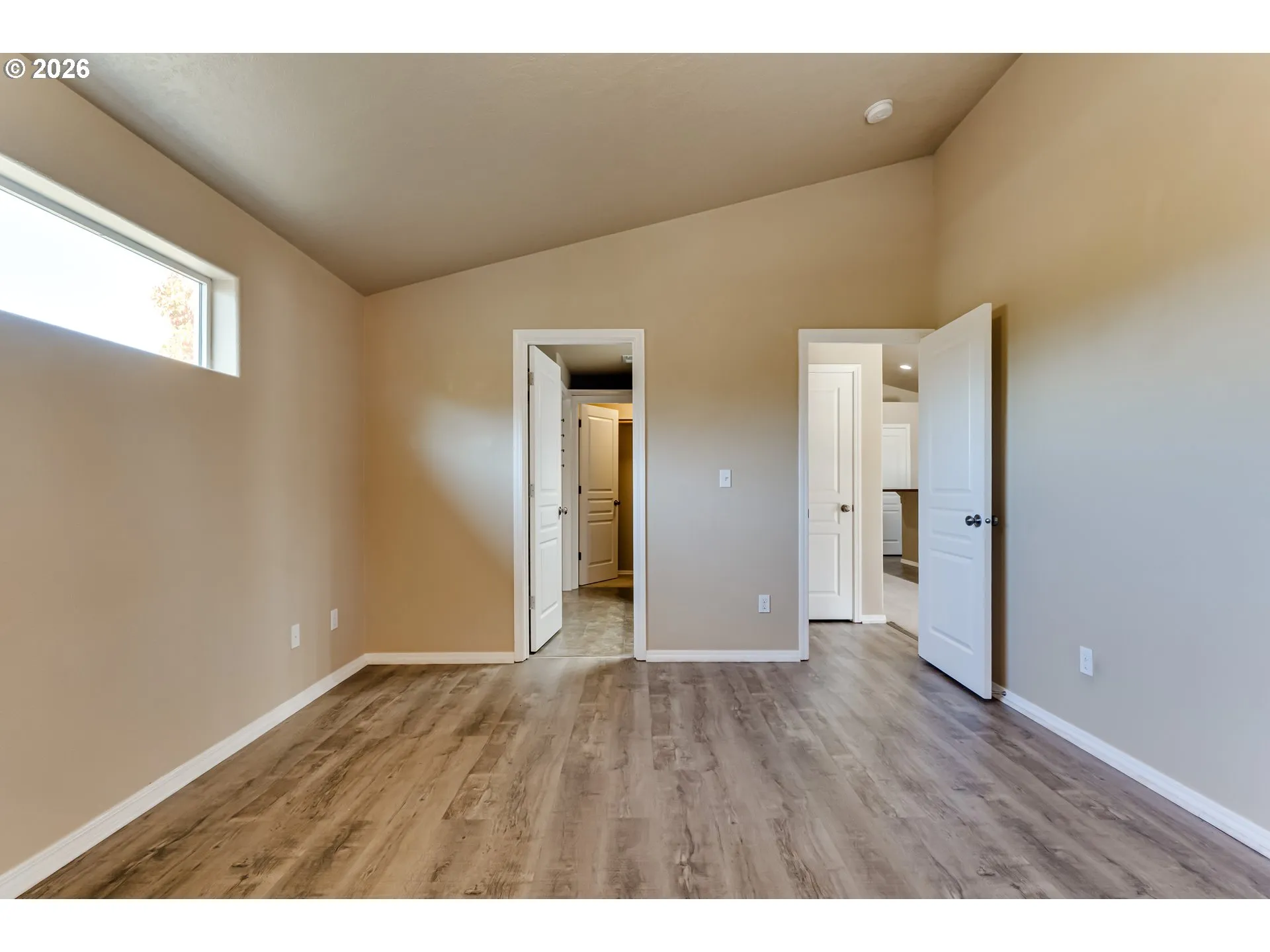 Bedroom, Primary
