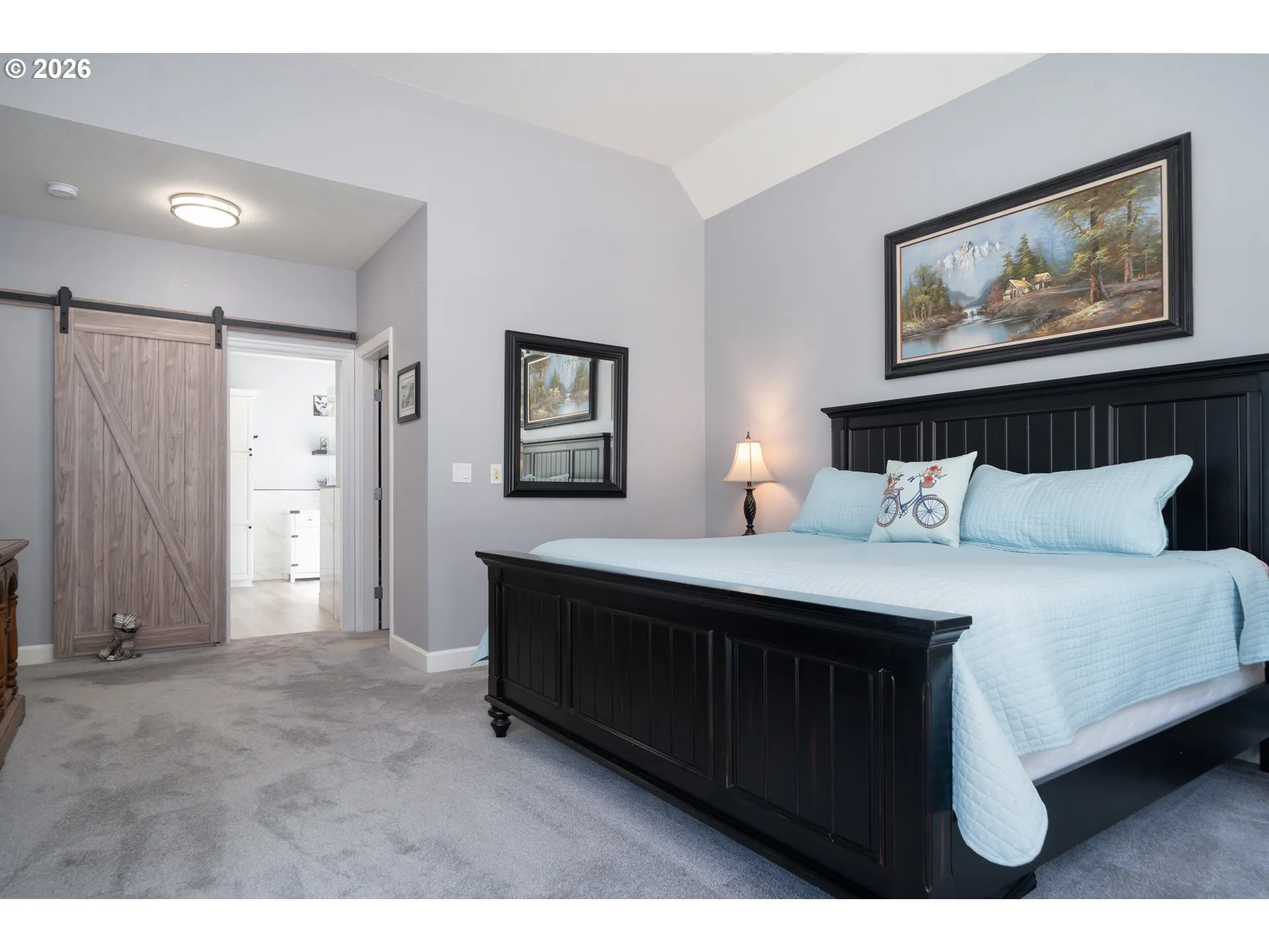 Bedroom, Primary