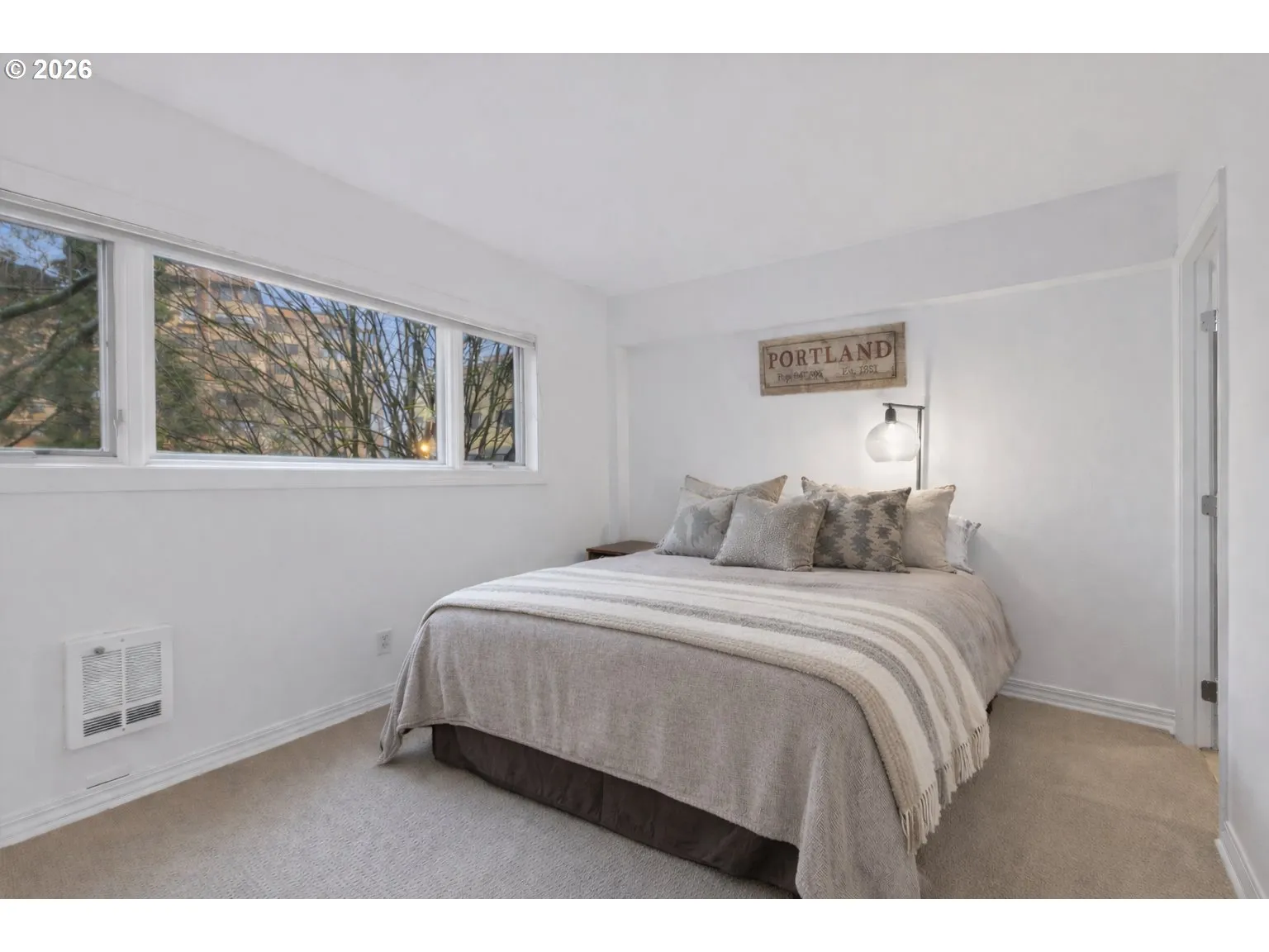 Bedroom, Primary