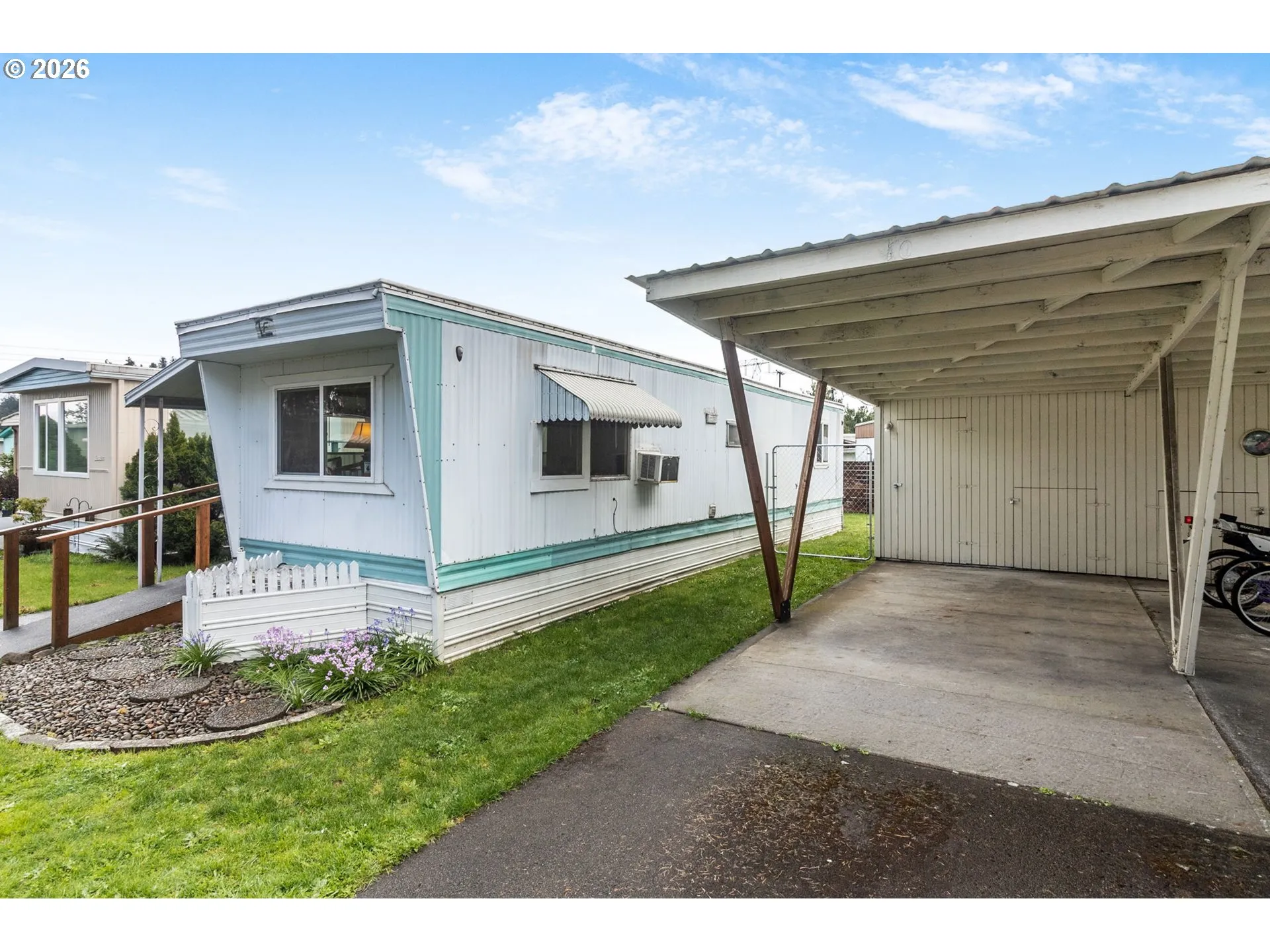 Carport