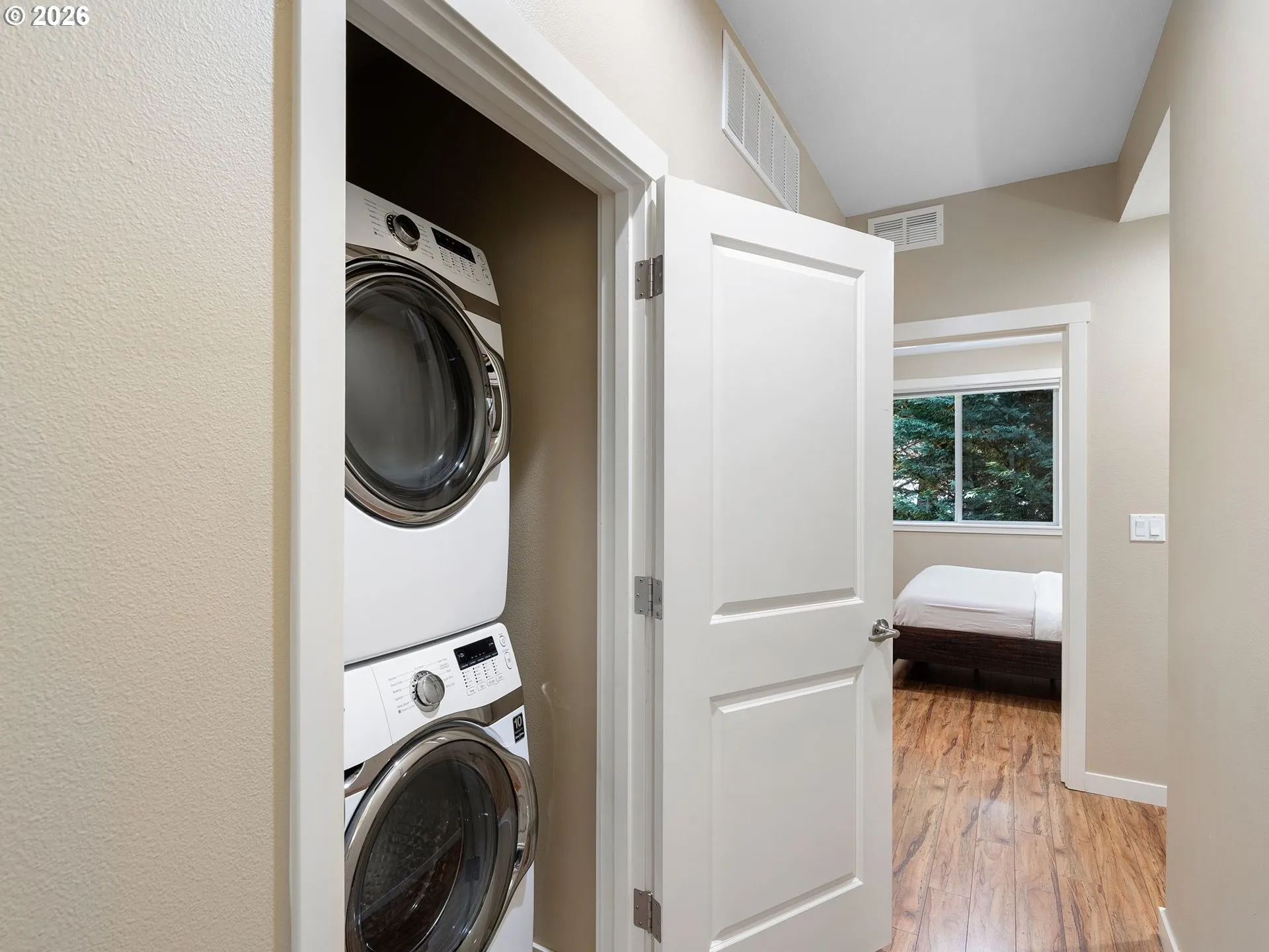 Laundry-Upper