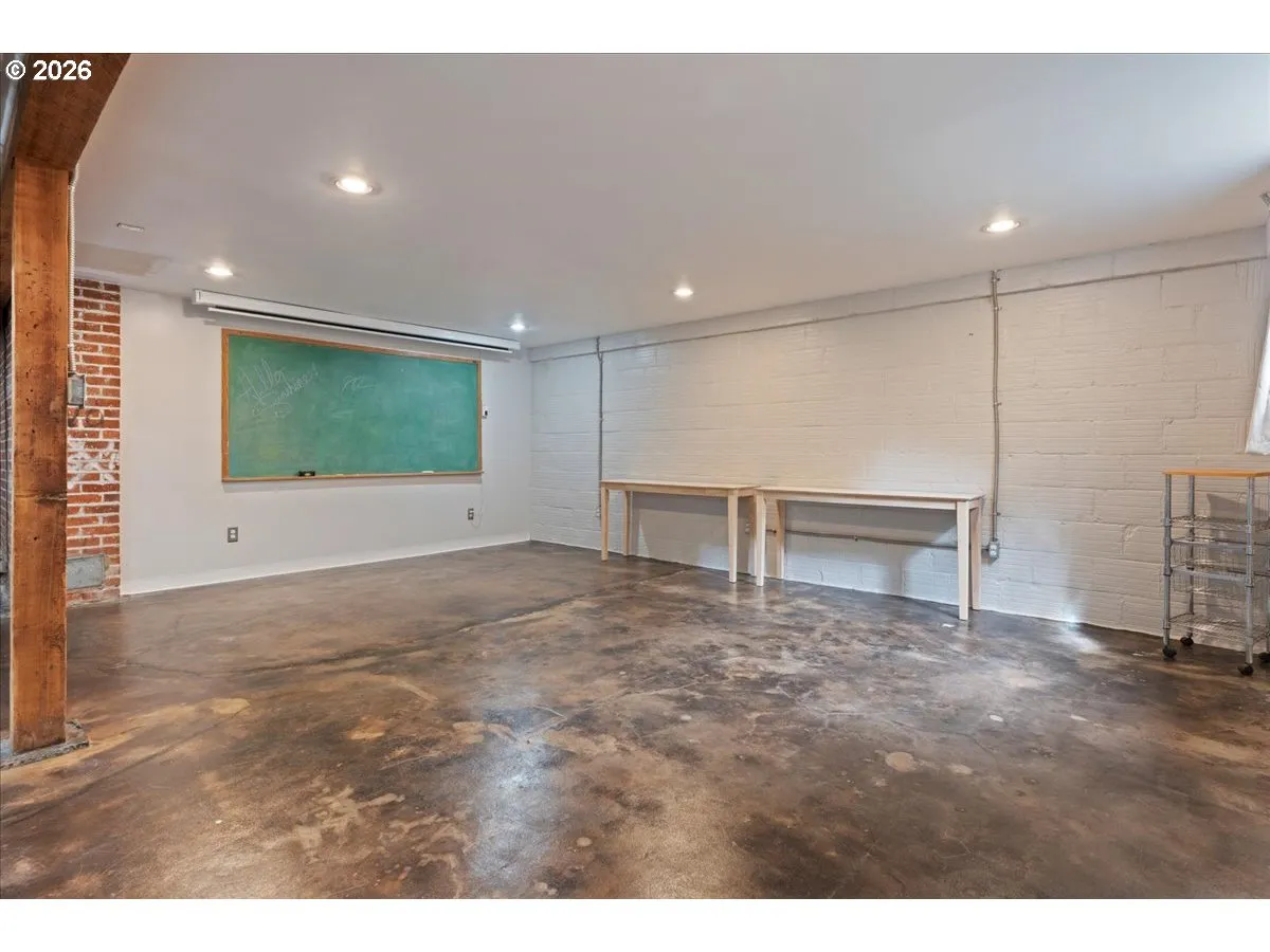 Basement-Partially Finished