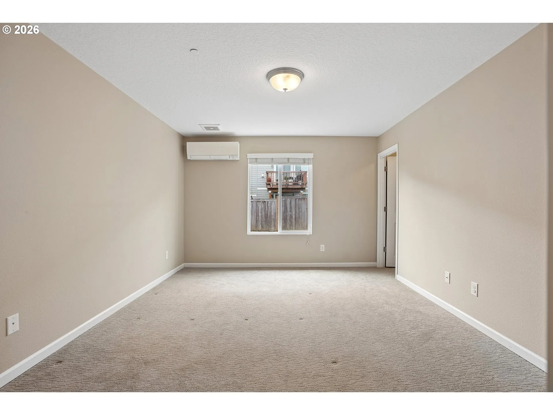Bedroom, Primary