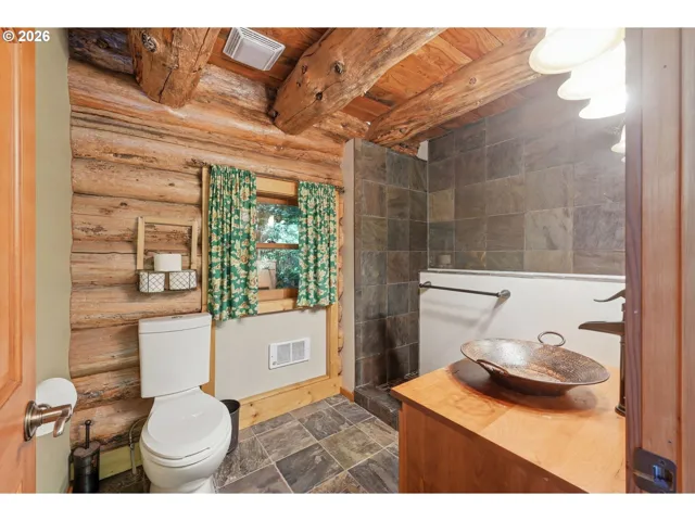 Bathroom-Walk in Shower