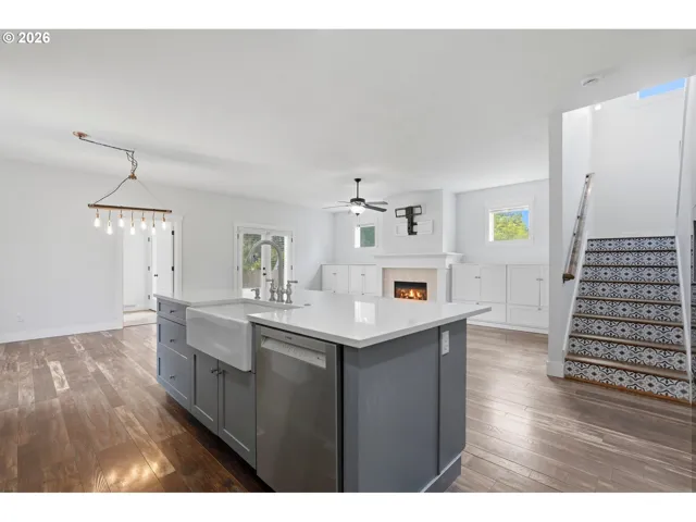 Kitchen-Island