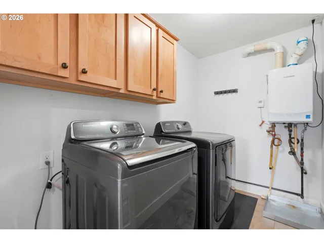 Laundry-Upper