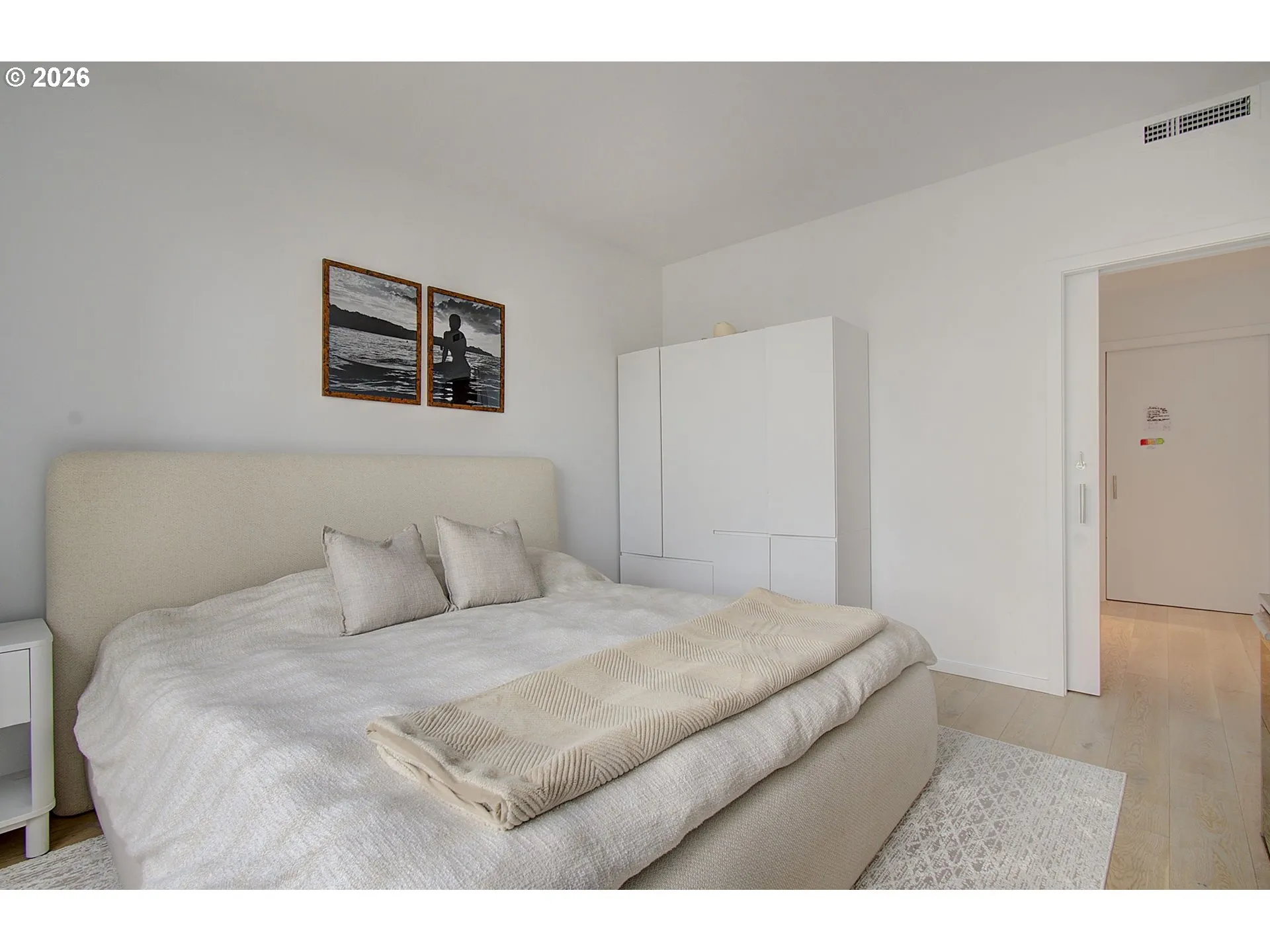 Bedroom, Primary