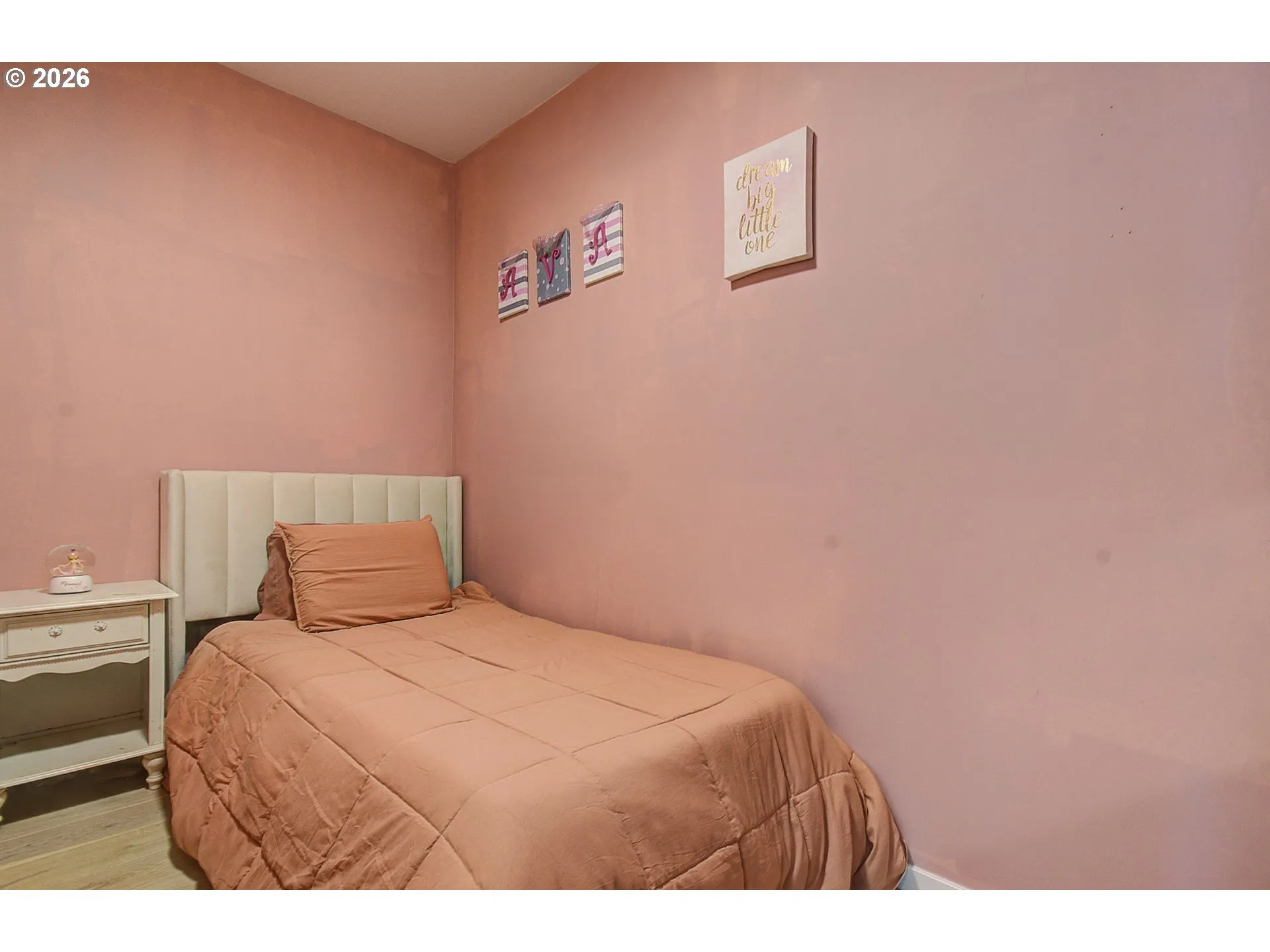 Bedroom, Owner's Suite-Walk-In Closet