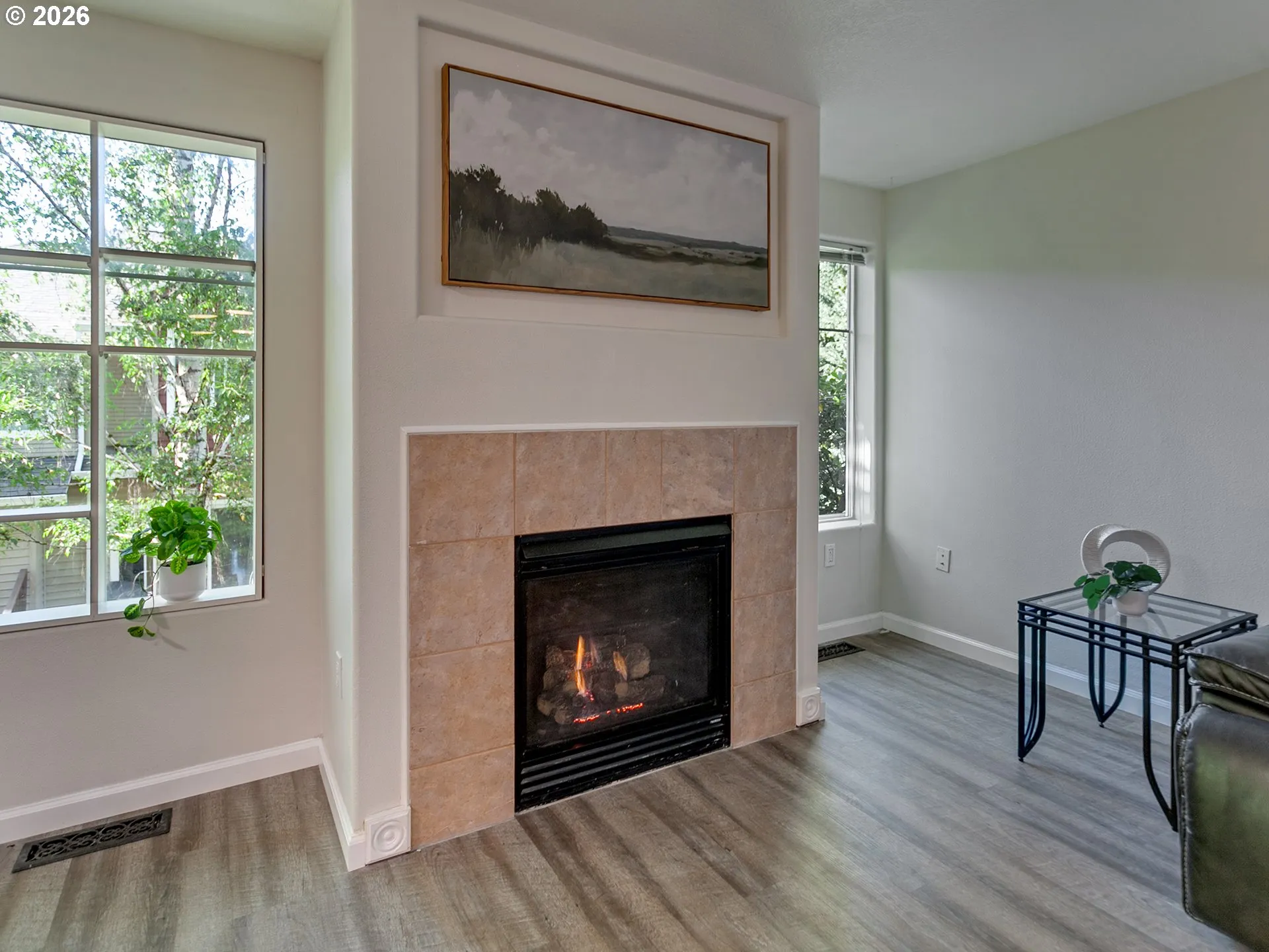 Living Room-Fireplace