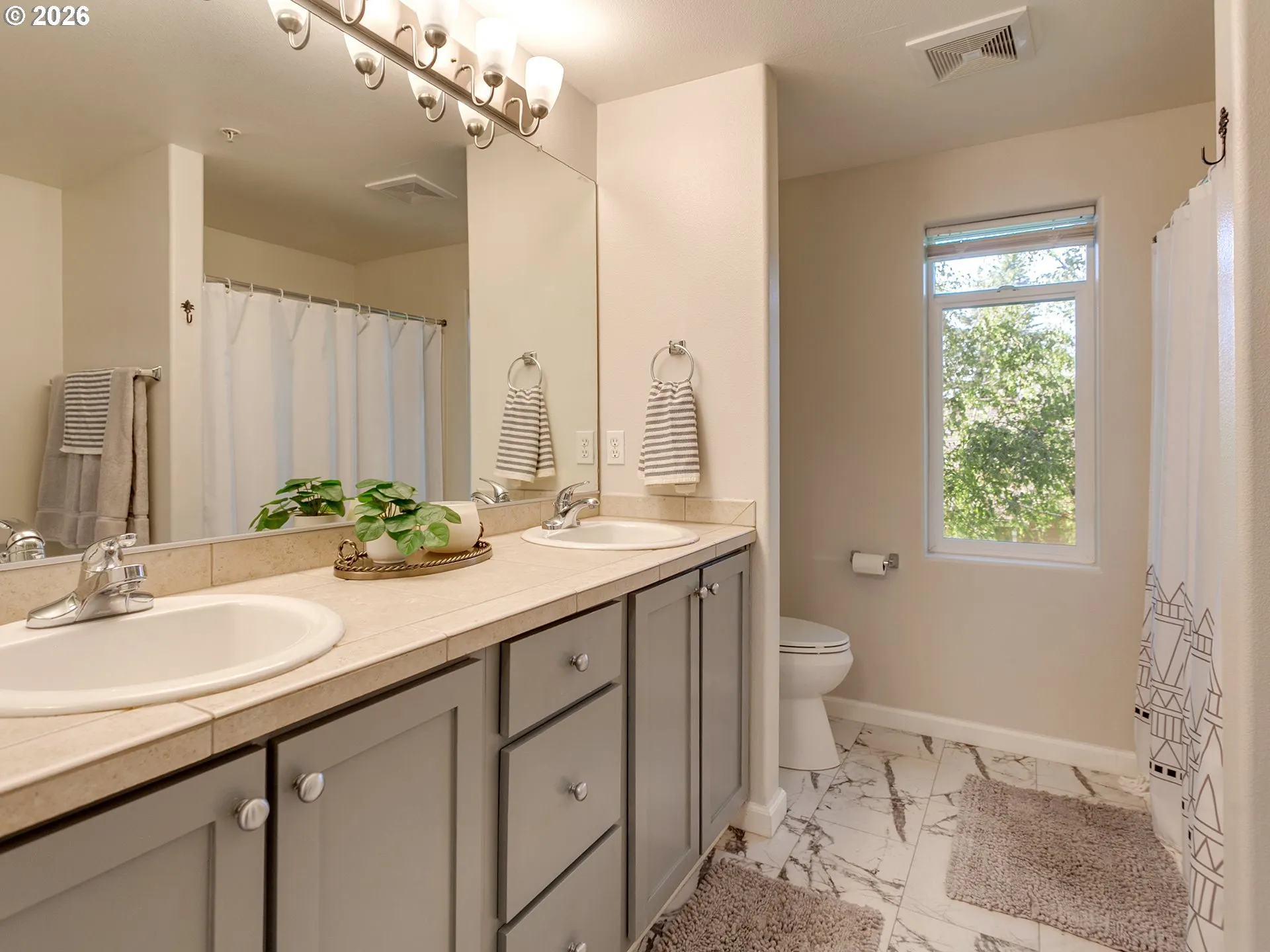 Primary Bedroom-Attached Bathroom