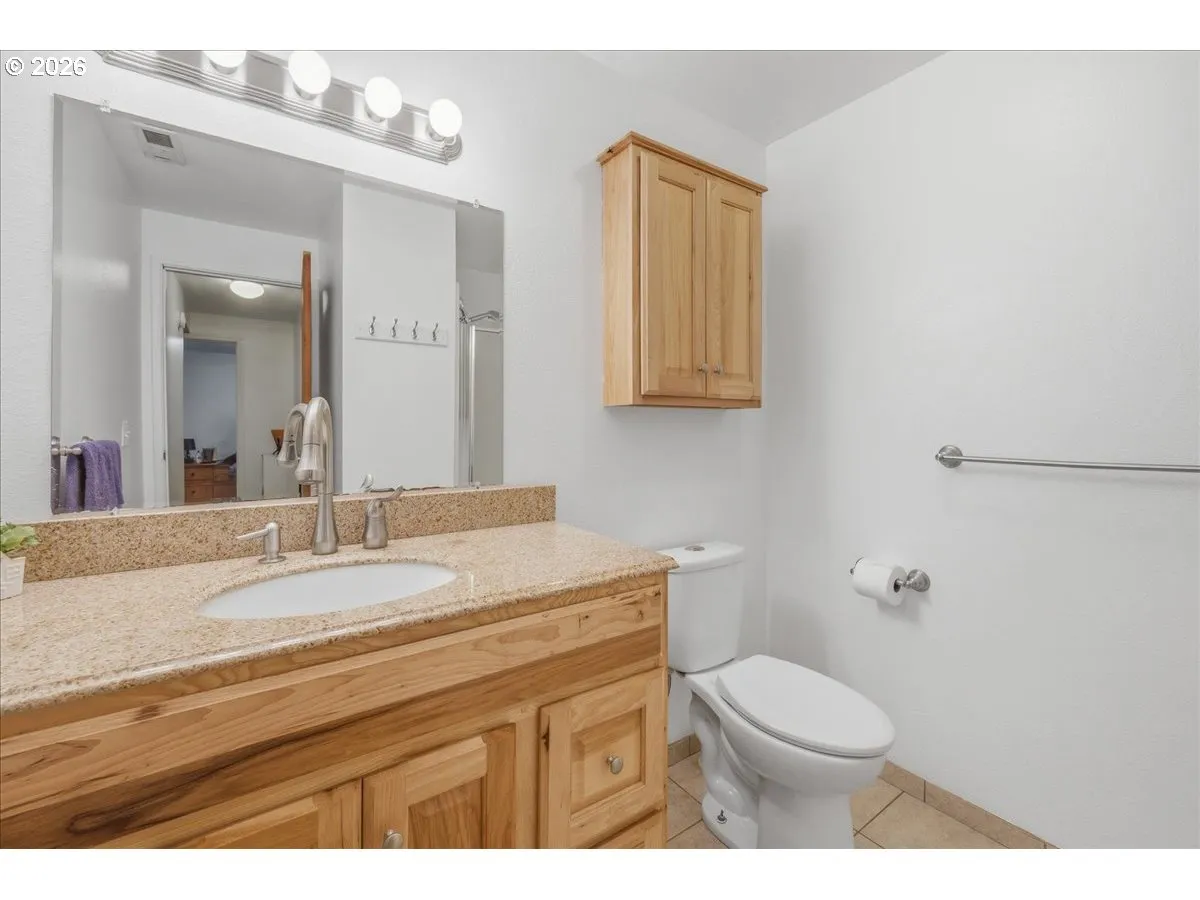 Bathroom-Lower