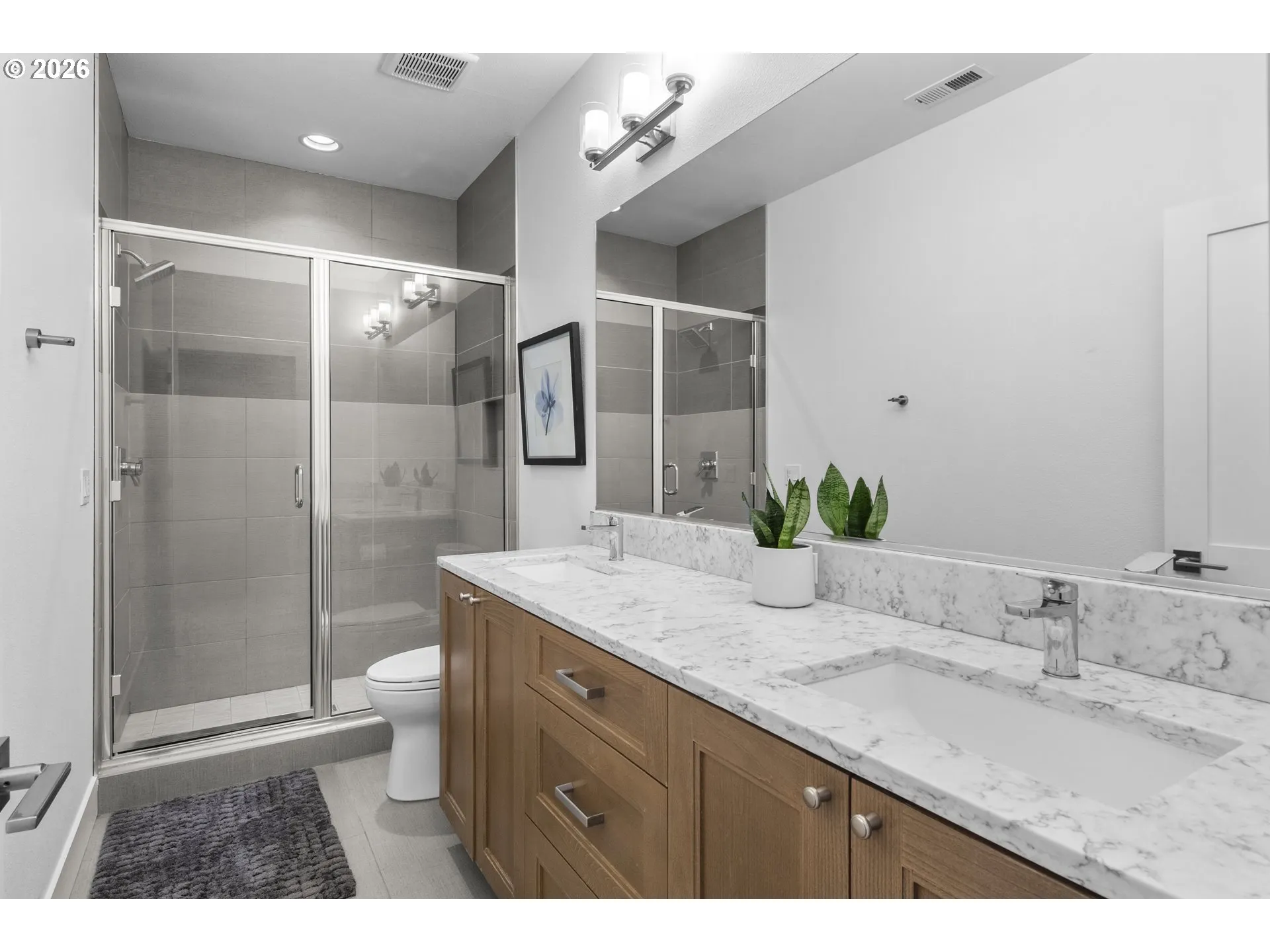 Bathroom-Upper