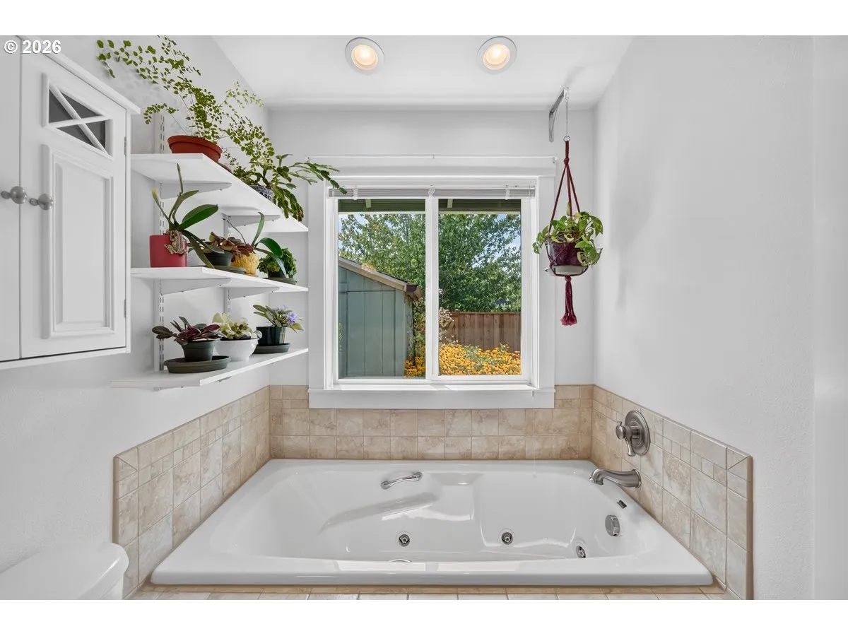 En Suite Bathroom