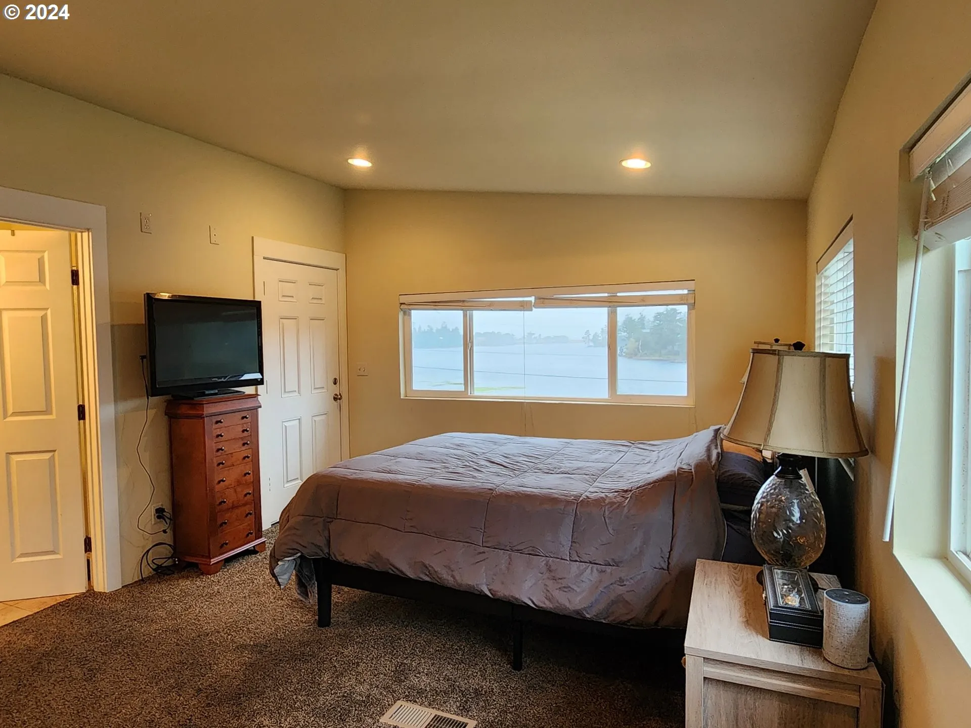 Bedroom, Primary-Walk-In Closet
