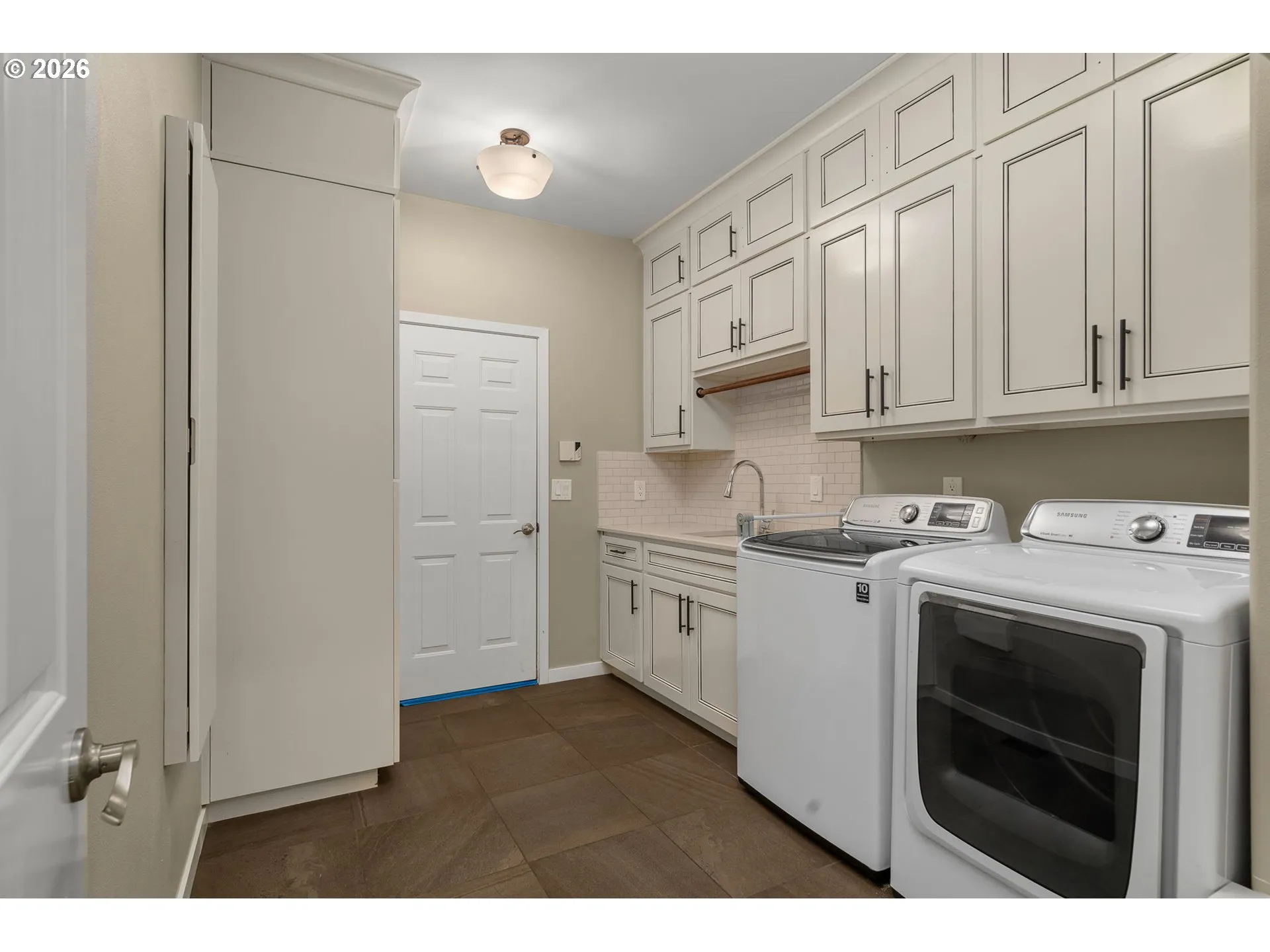 Laundry-Main