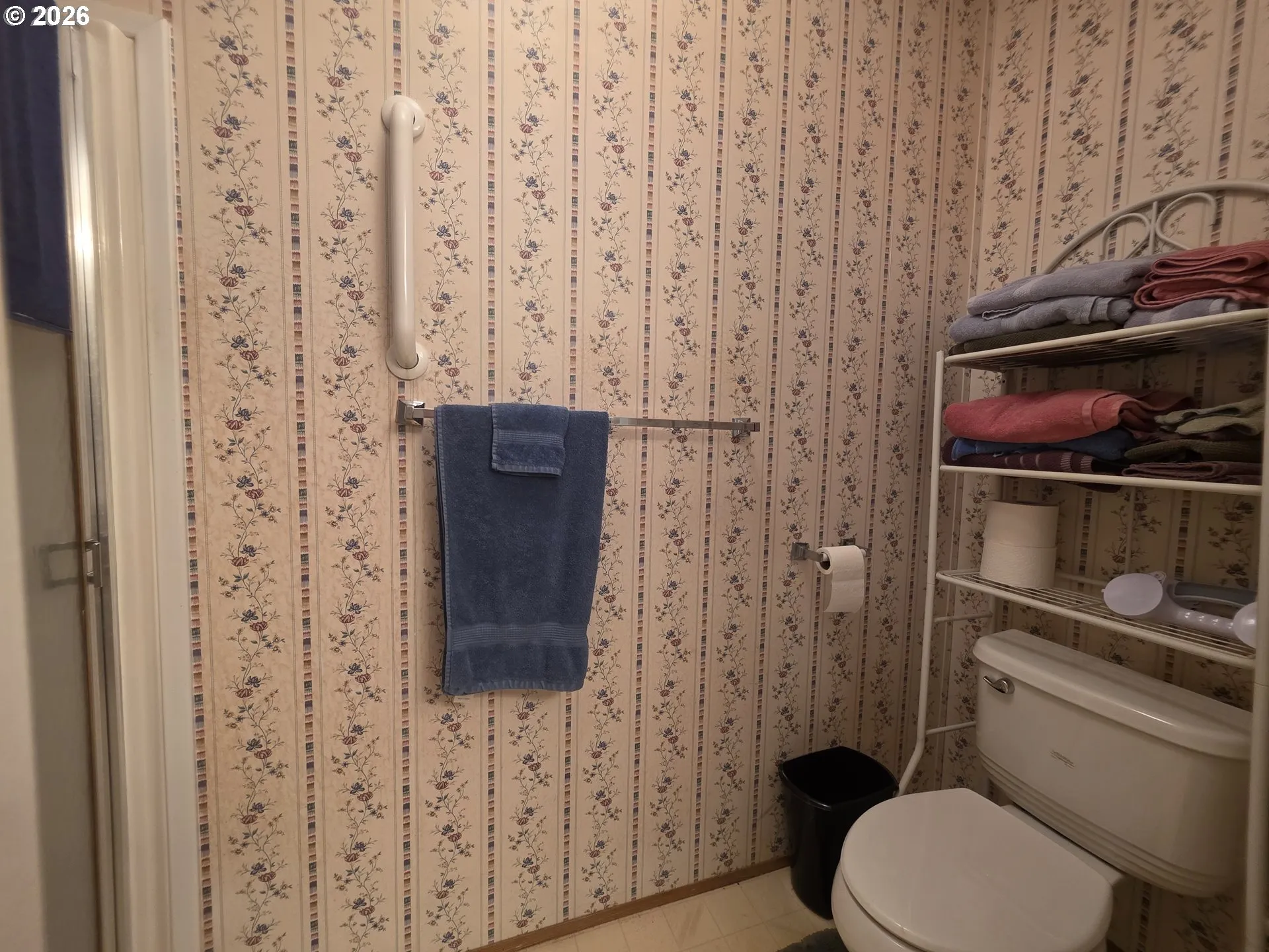 Bathroom, Attached