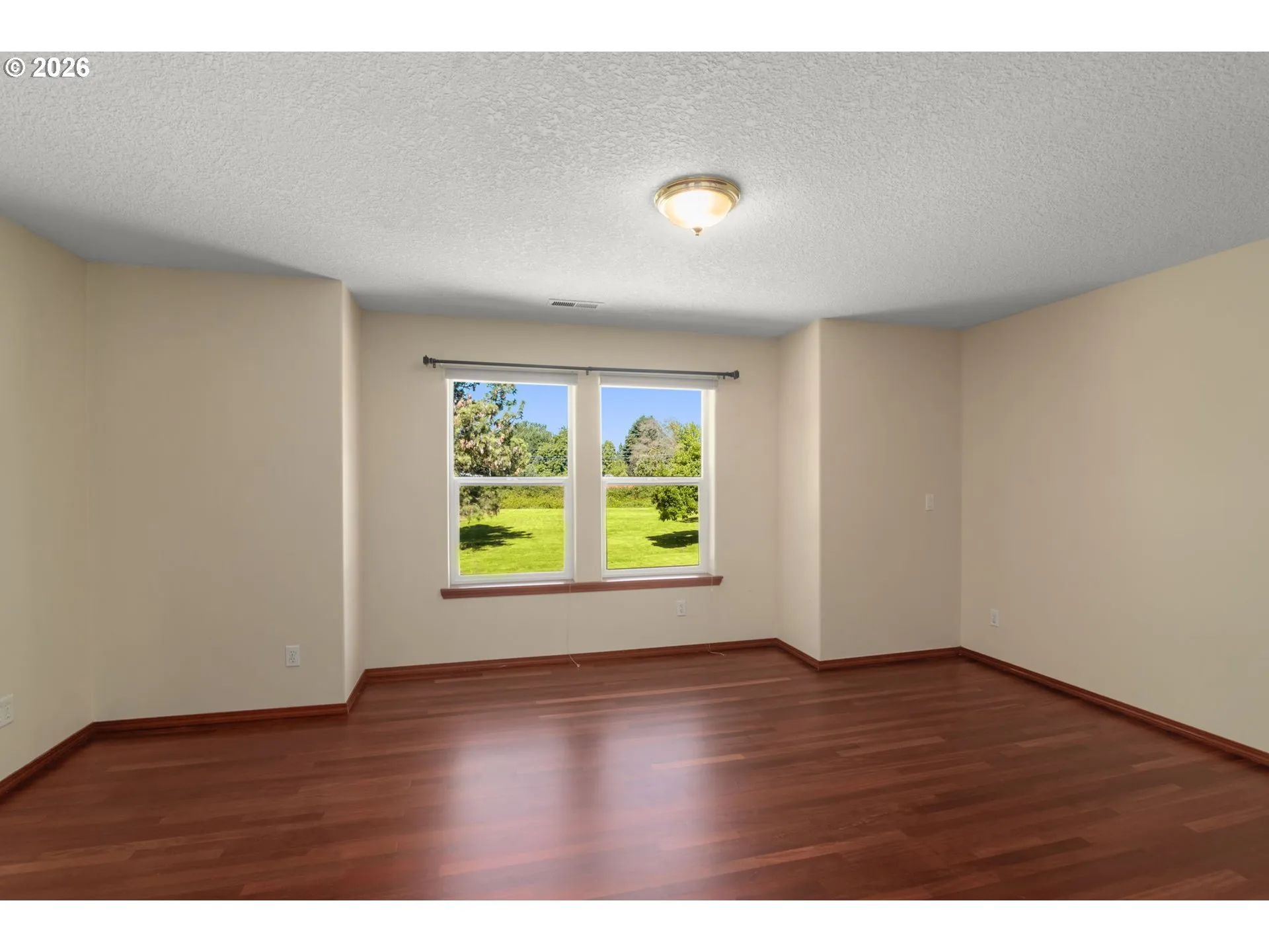 Bedroom, Owner's Suite-Upper
