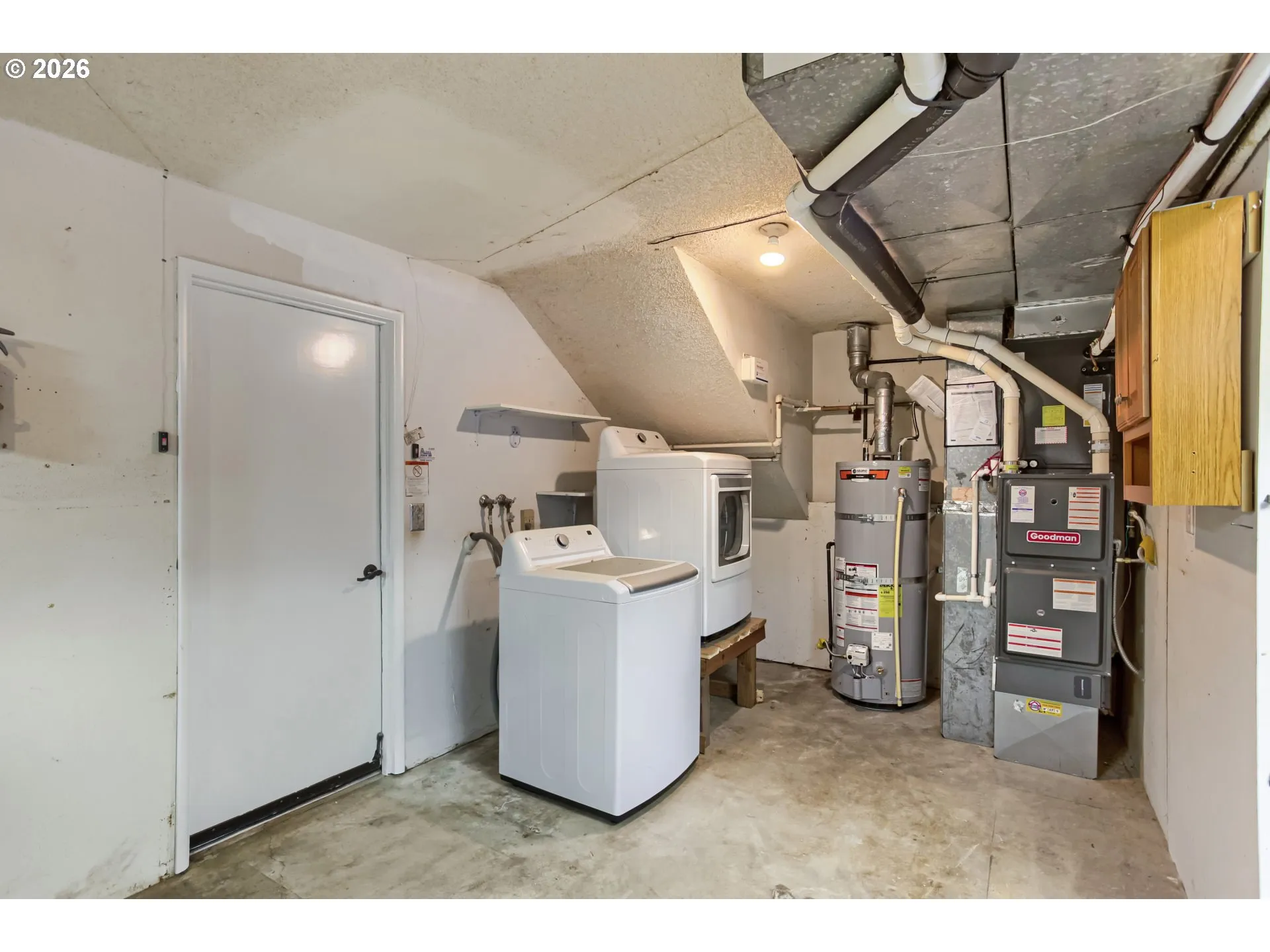 Laundry-Garage