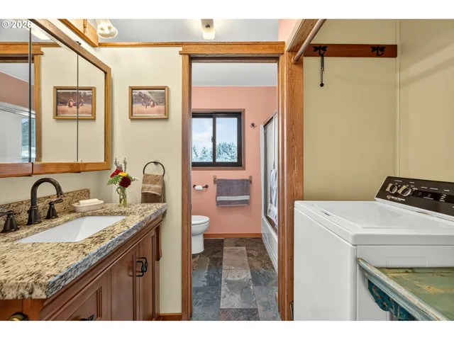 Bathroom-Hall