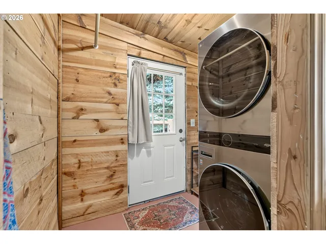Guest Quarters