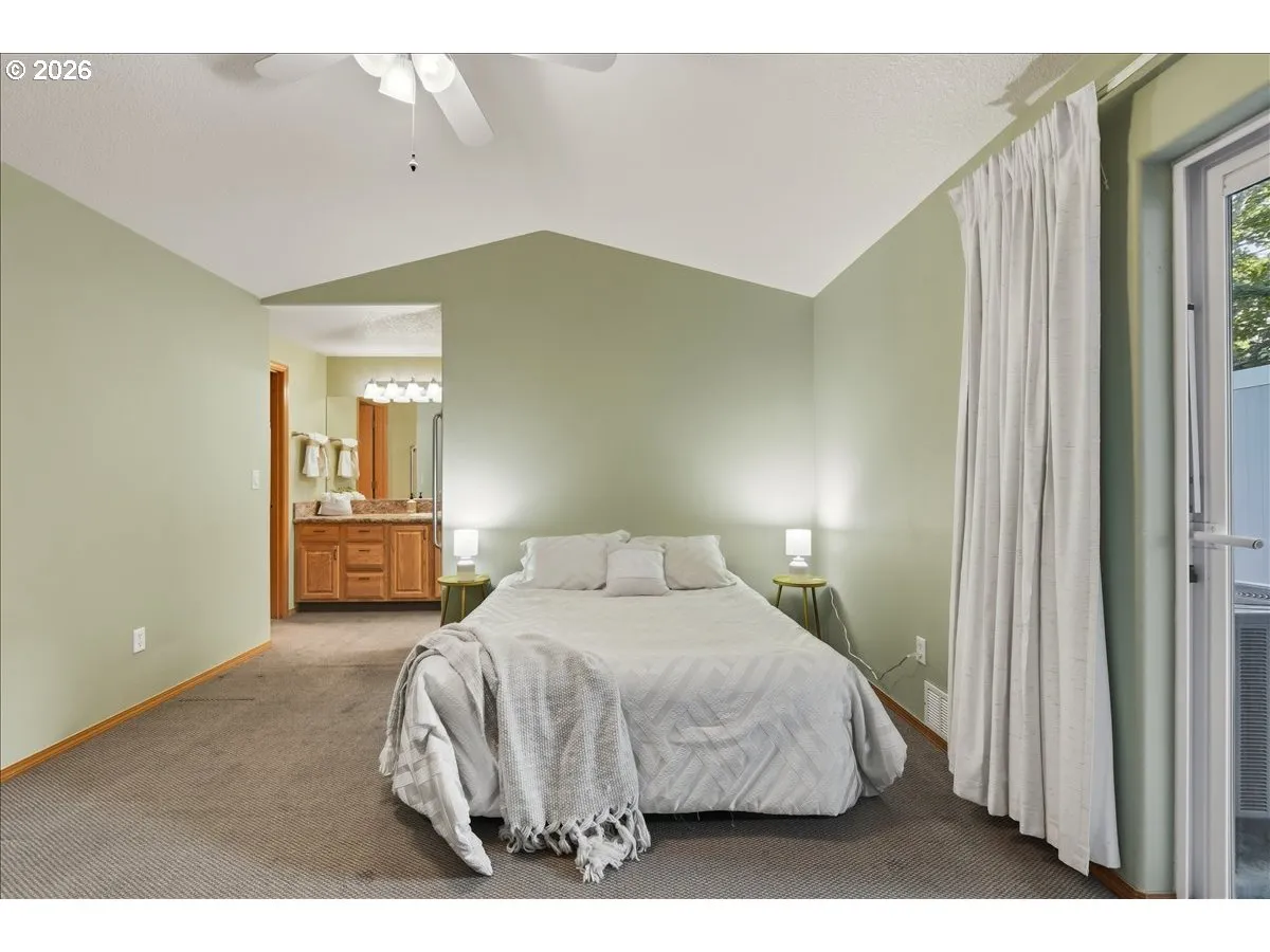 Bedroom, Owner's Suite-Ceiling Fan