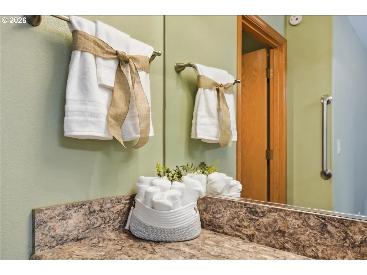 Owner's Suite Bathroom