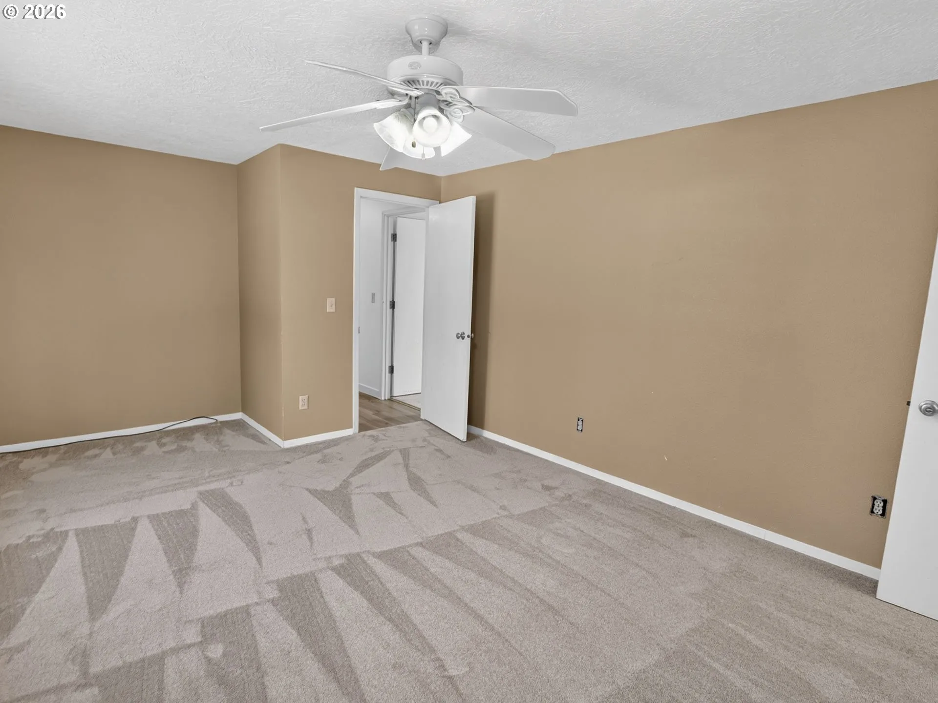 Bedroom, Primary-Main
