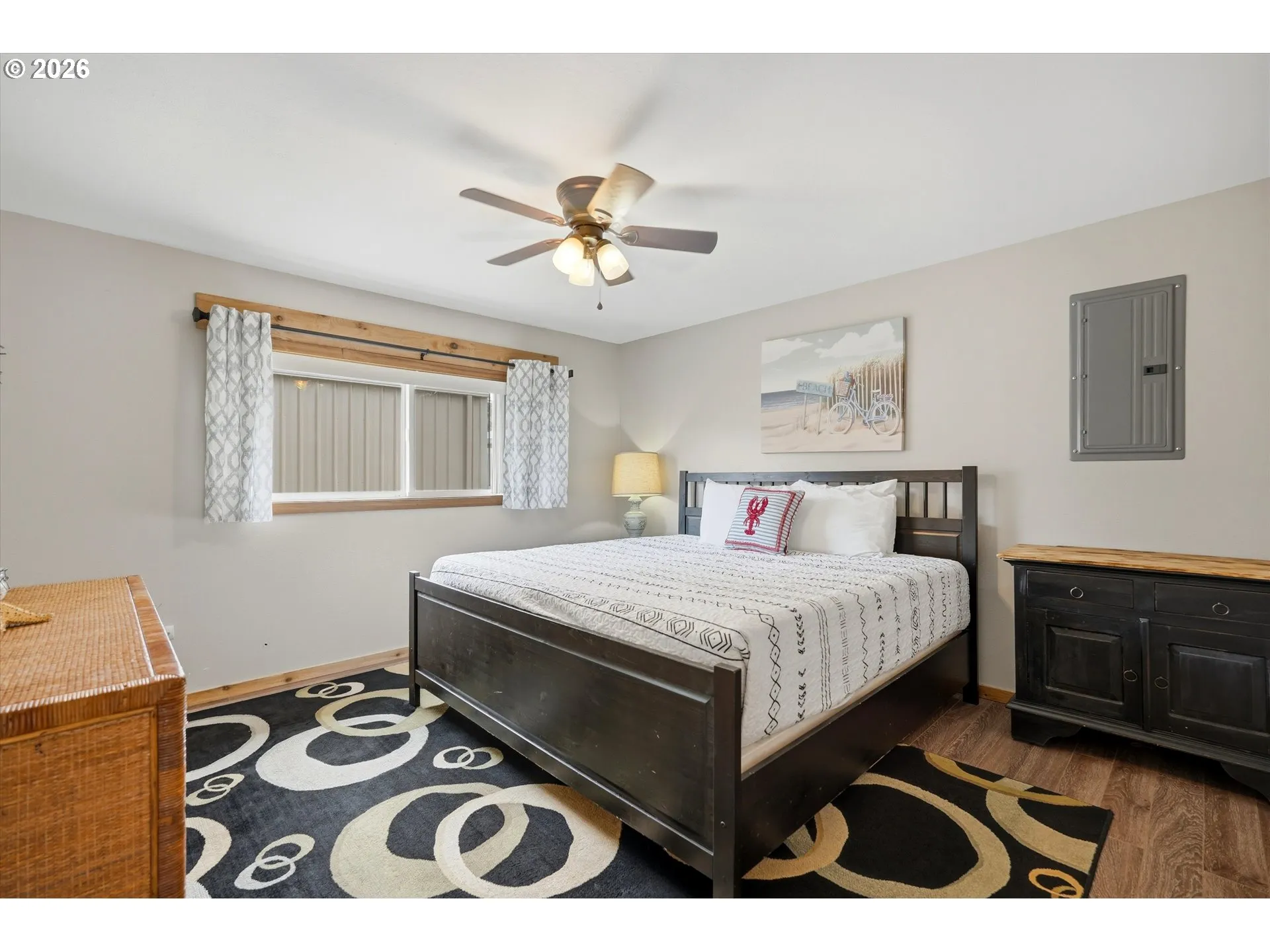 Bedroom, Primary