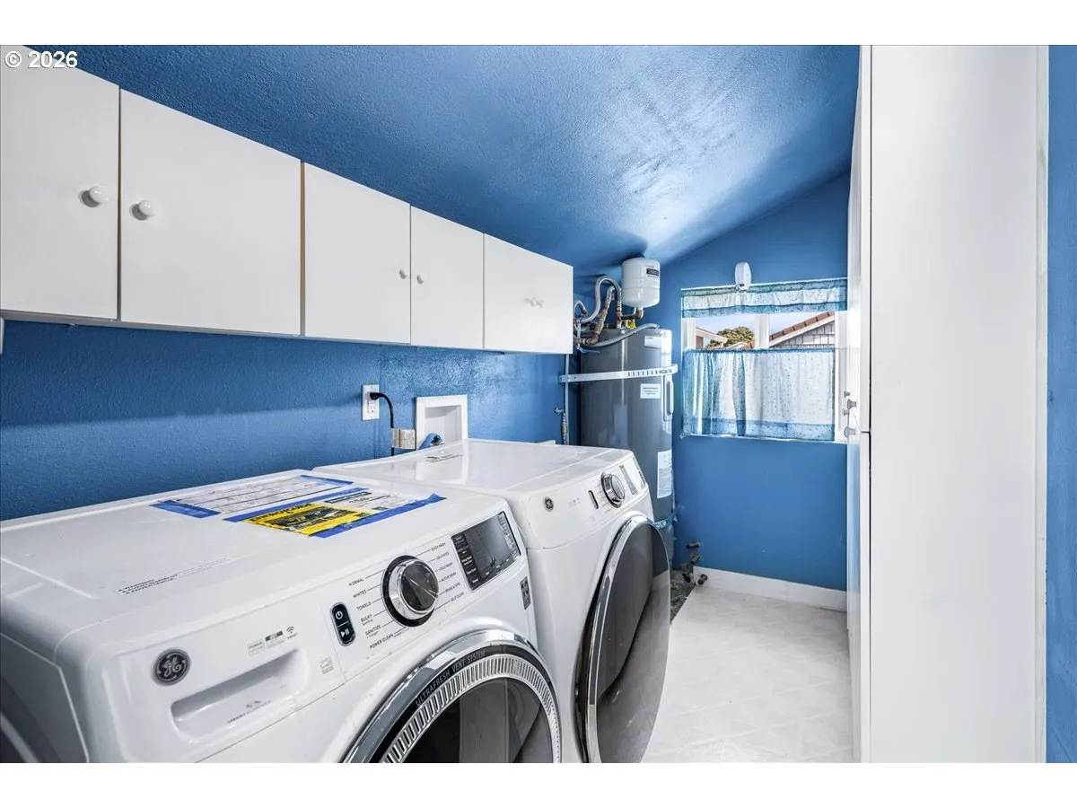 Laundry-Upper