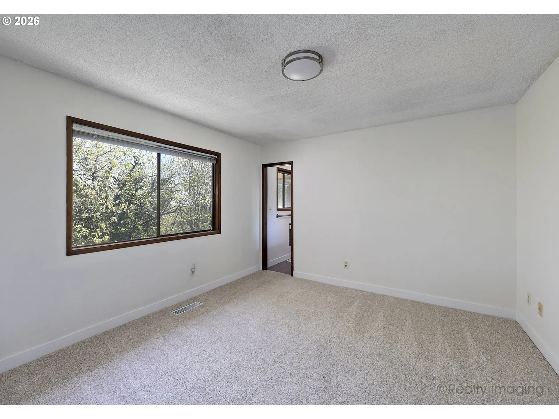 Bedroom, Primary